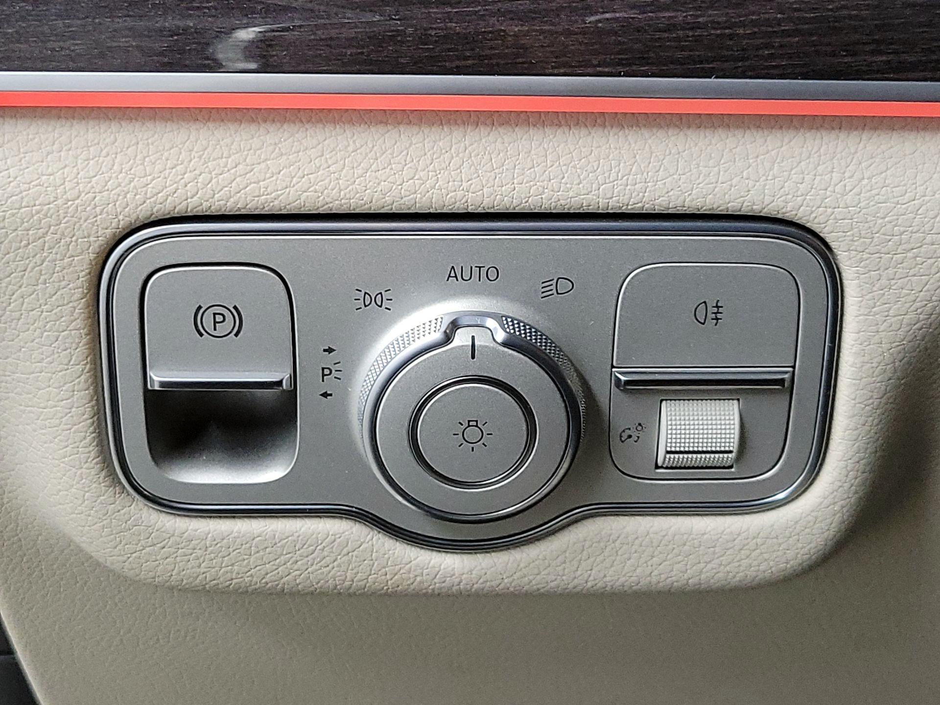 Thumbnail: 2021 Mercedes-Benz GLE - 13