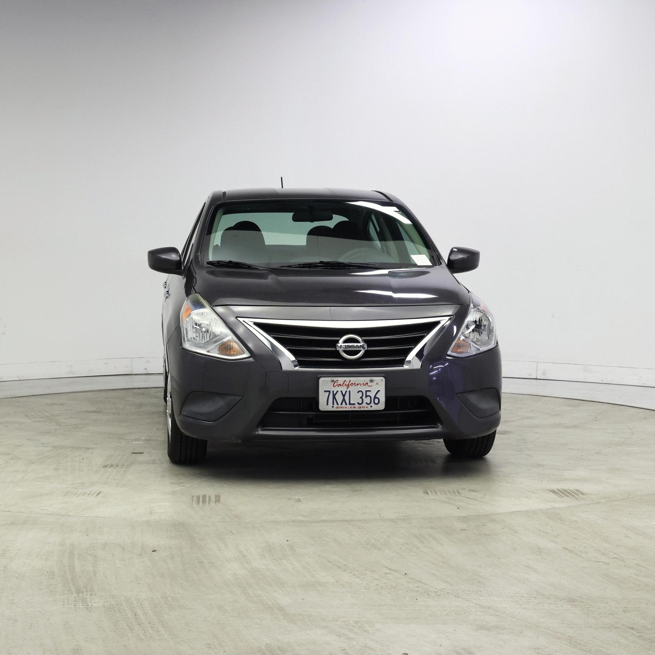 Thumbnail: 2015 Nissan Versa - 5