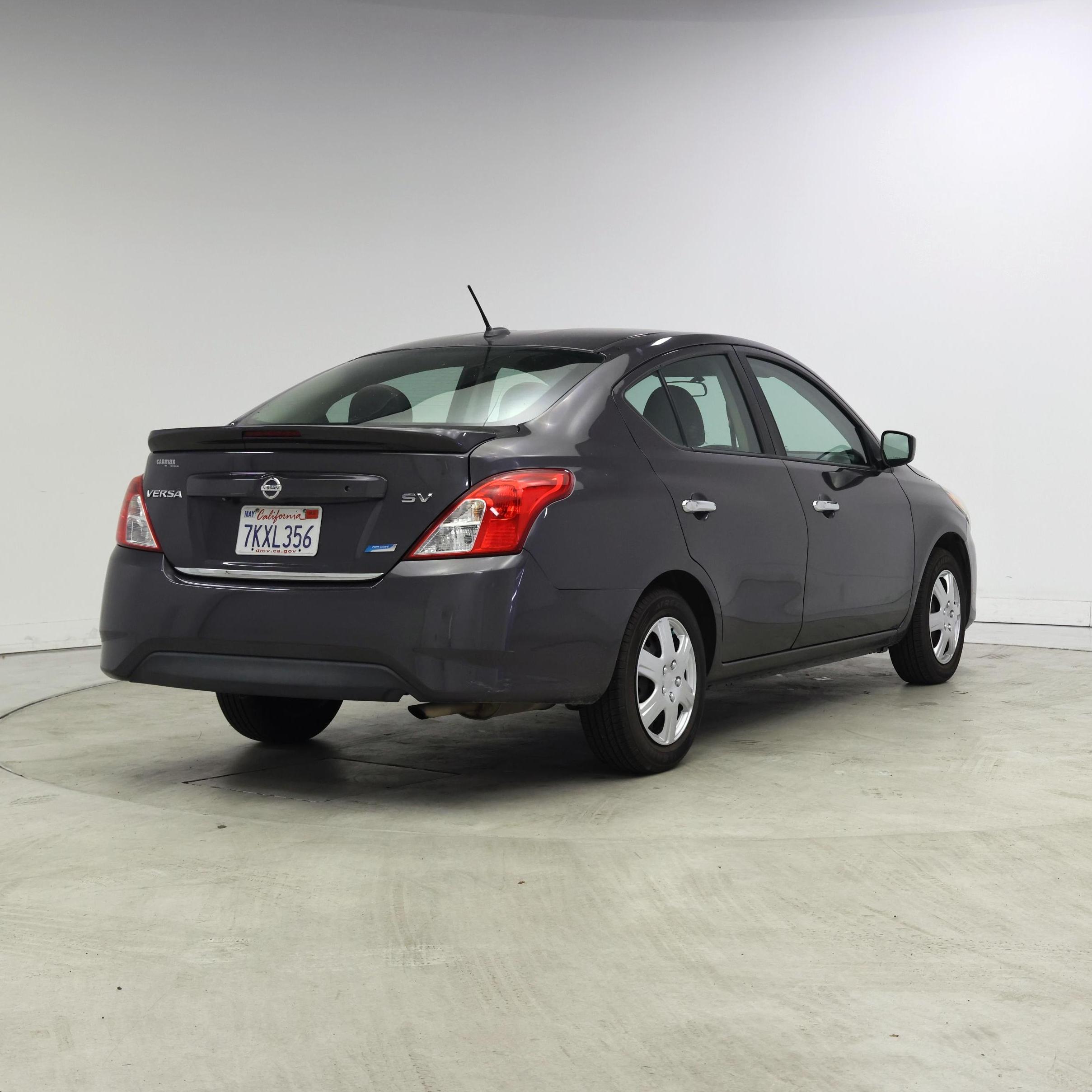 Thumbnail: 2015 Nissan Versa - 8