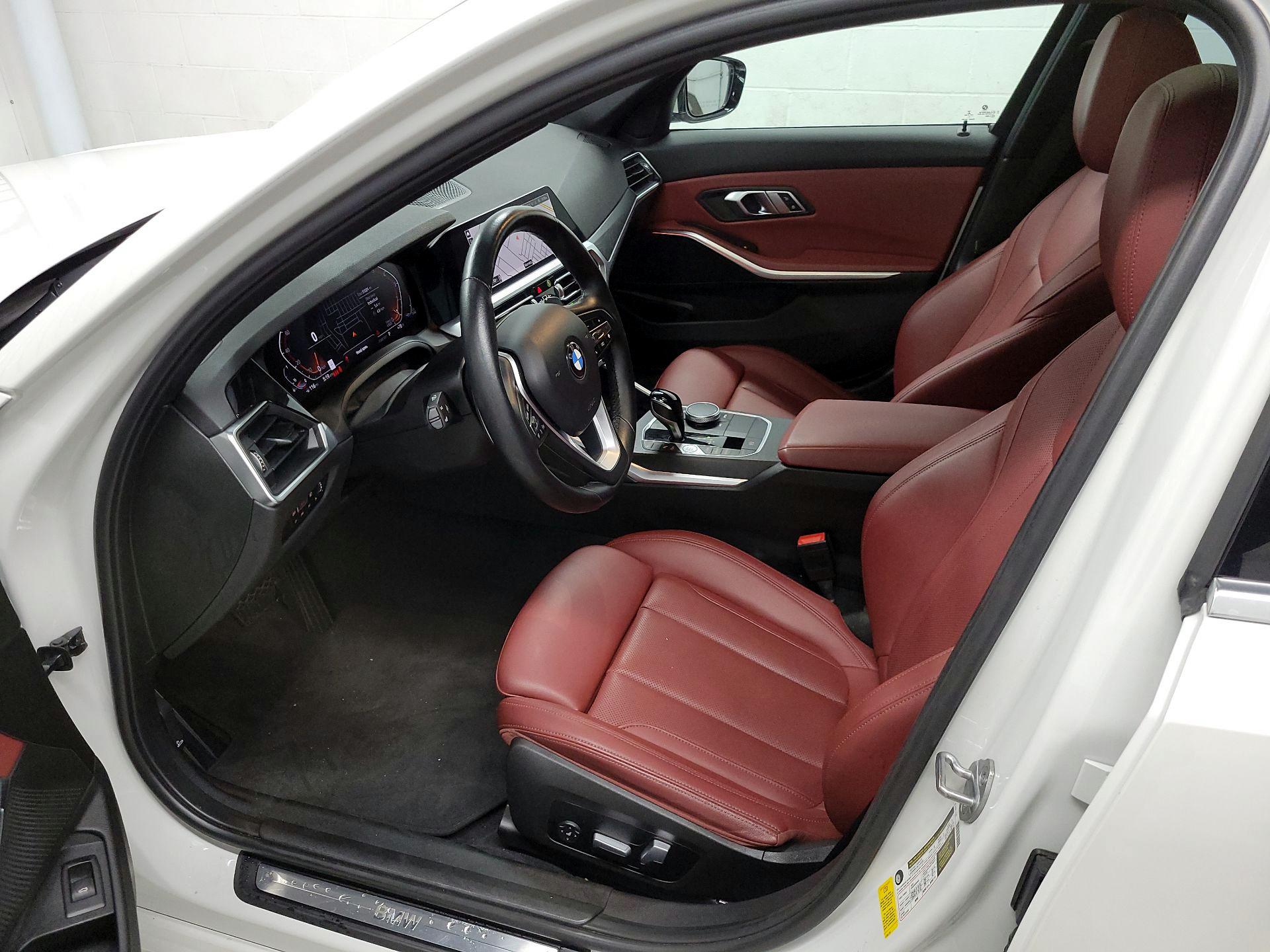 Thumbnail: 2022 BMW 3 Series - 11