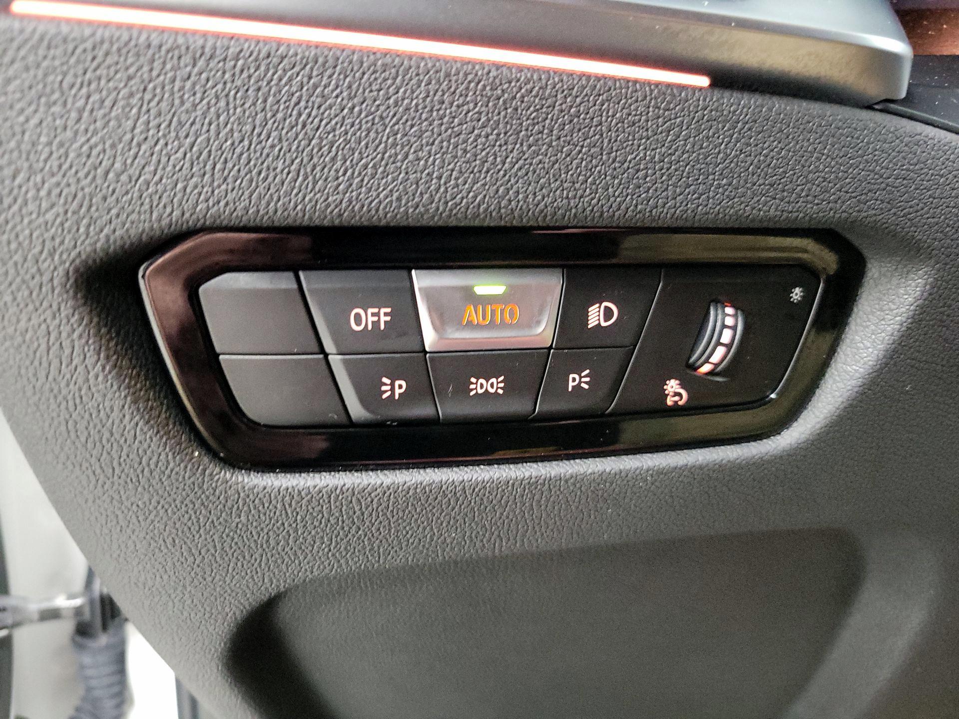 Thumbnail: 2022 BMW 3 Series - 13