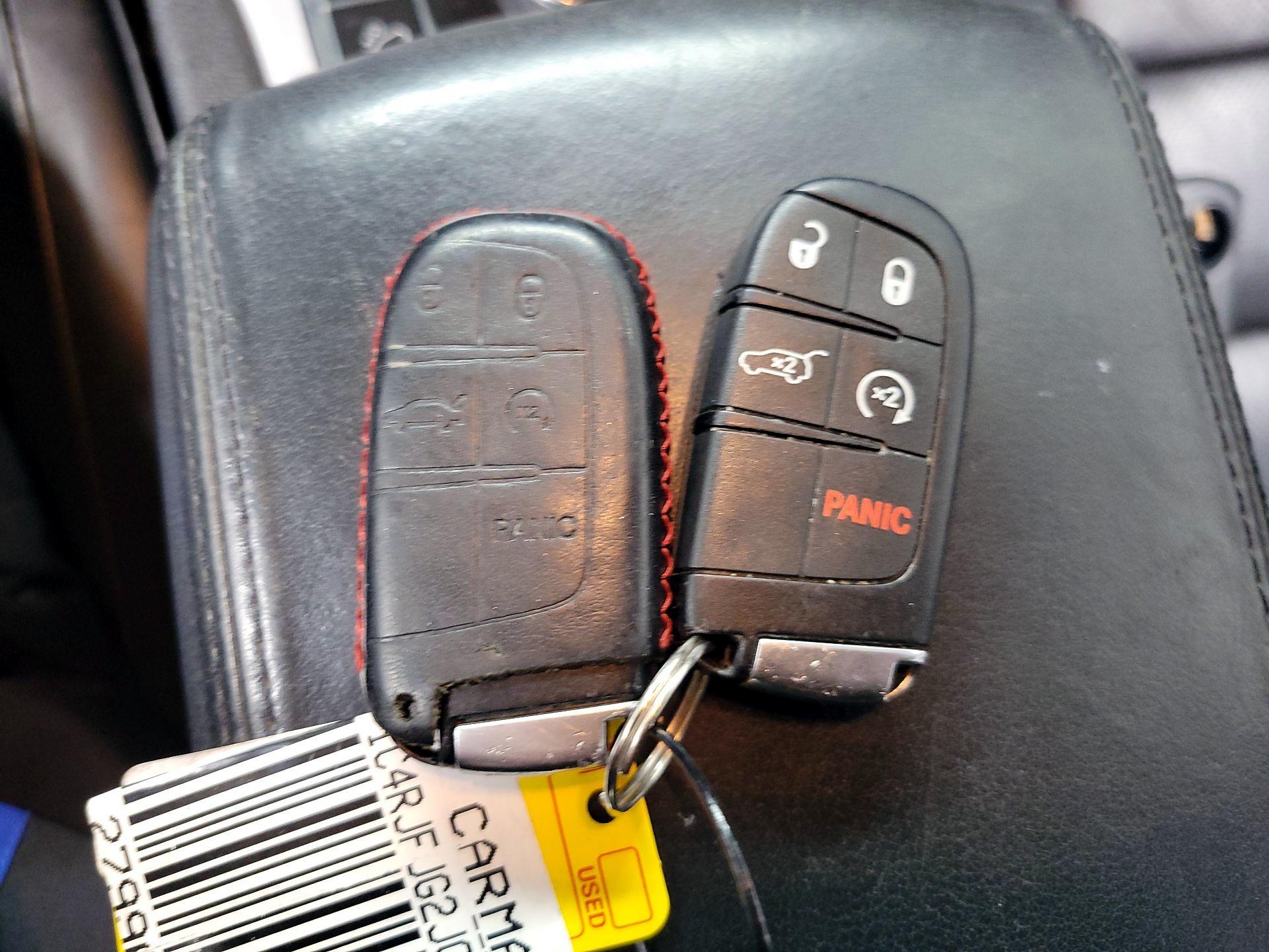 Thumbnail: 2018 Jeep Grand Cherokee - 19