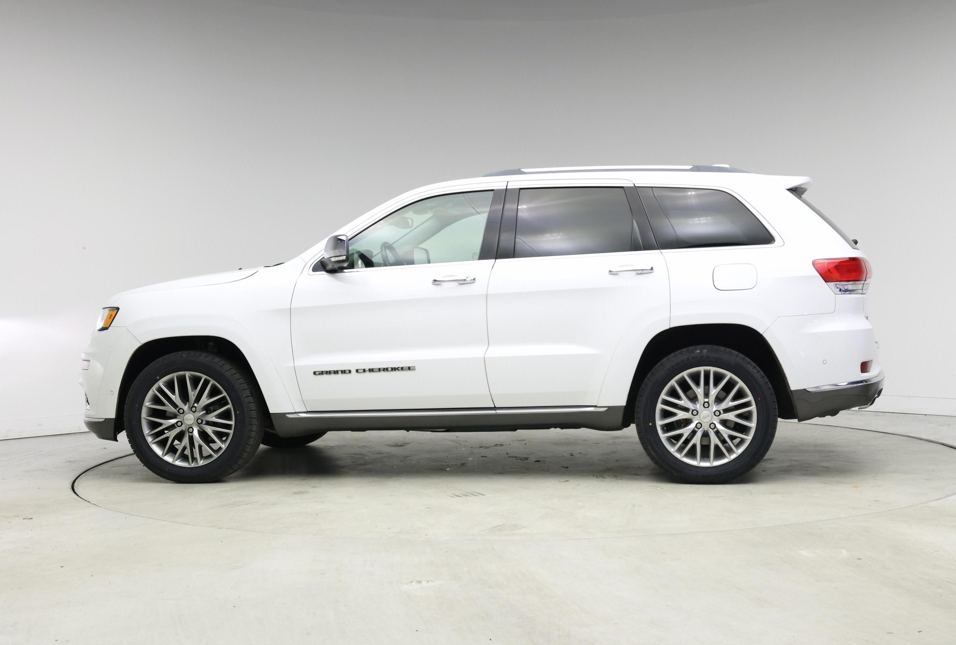 Thumbnail: 2018 Jeep Grand Cherokee - 3