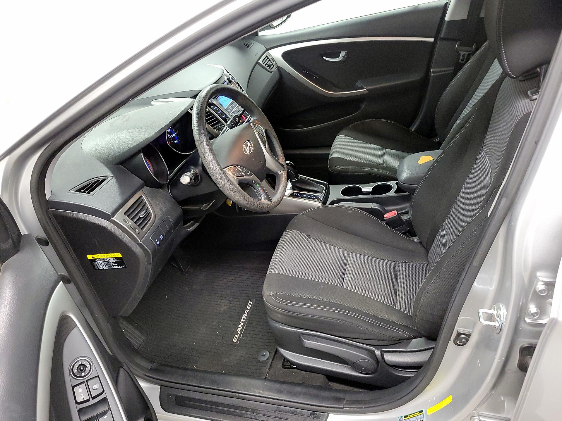 Thumbnail: 2016 Hyundai Elantra - 11