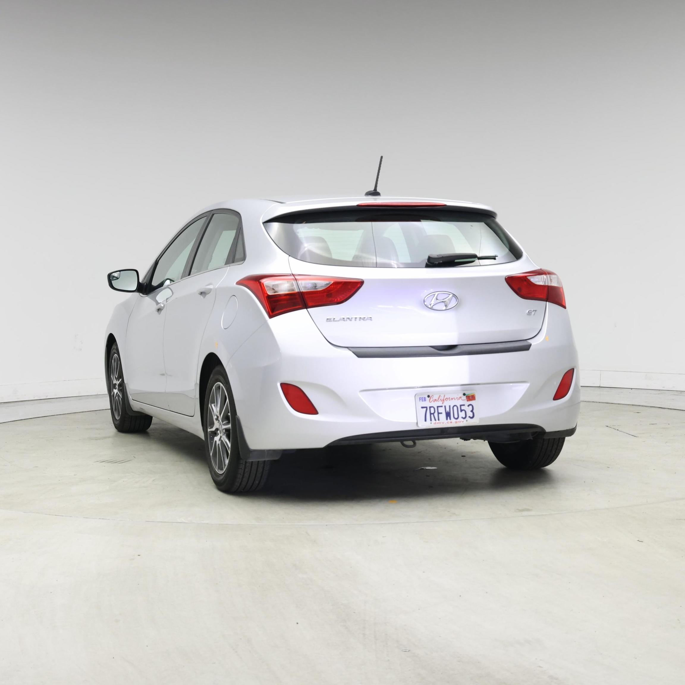 Thumbnail: 2016 Hyundai Elantra - 2