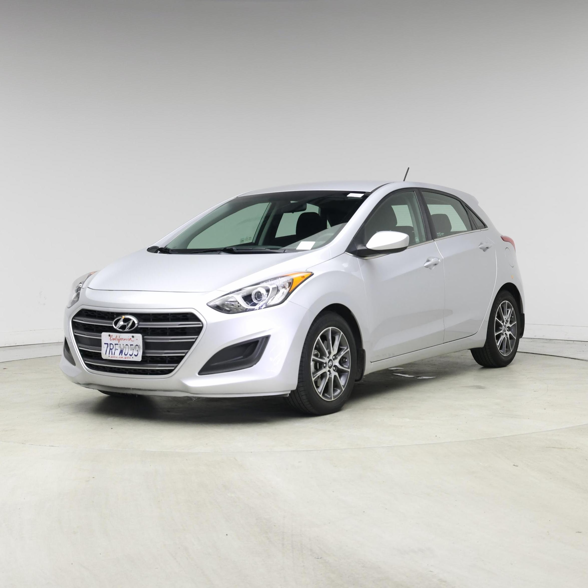 Thumbnail: 2016 Hyundai Elantra - 4