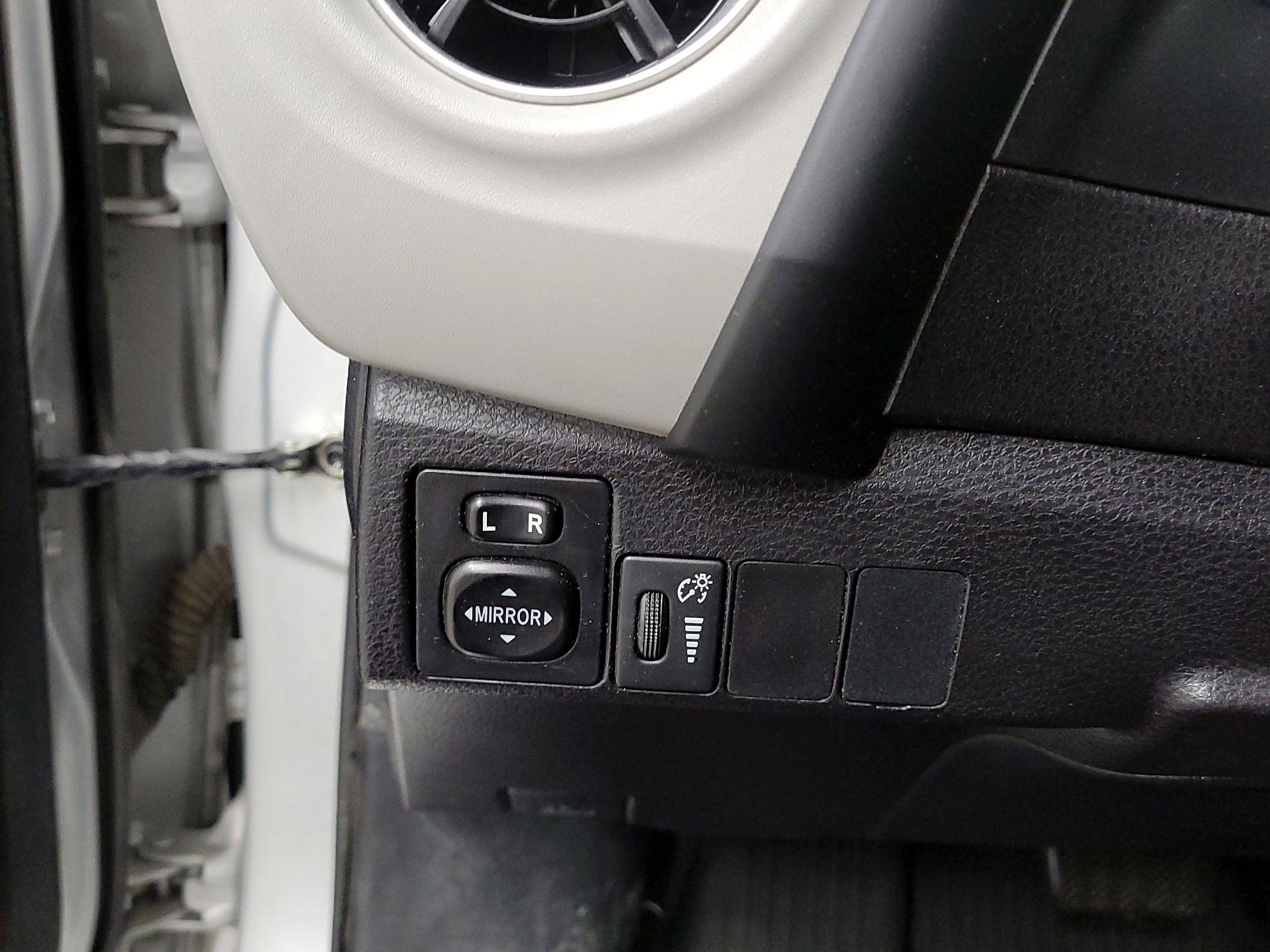 Thumbnail: 2019 Toyota Corolla - 13