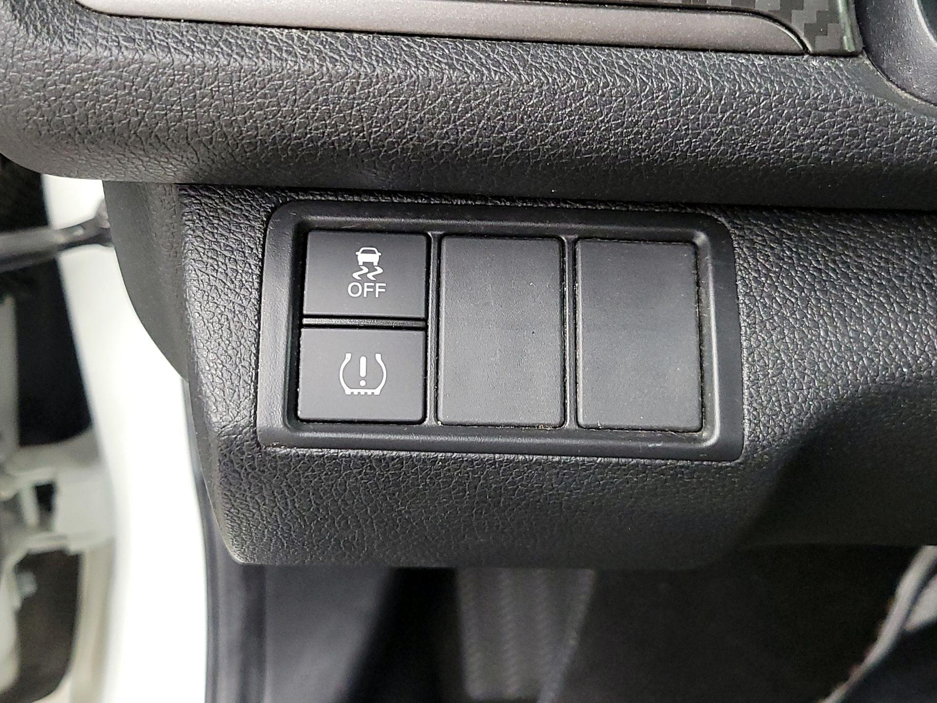 Thumbnail: 2018 Honda Civic - 13