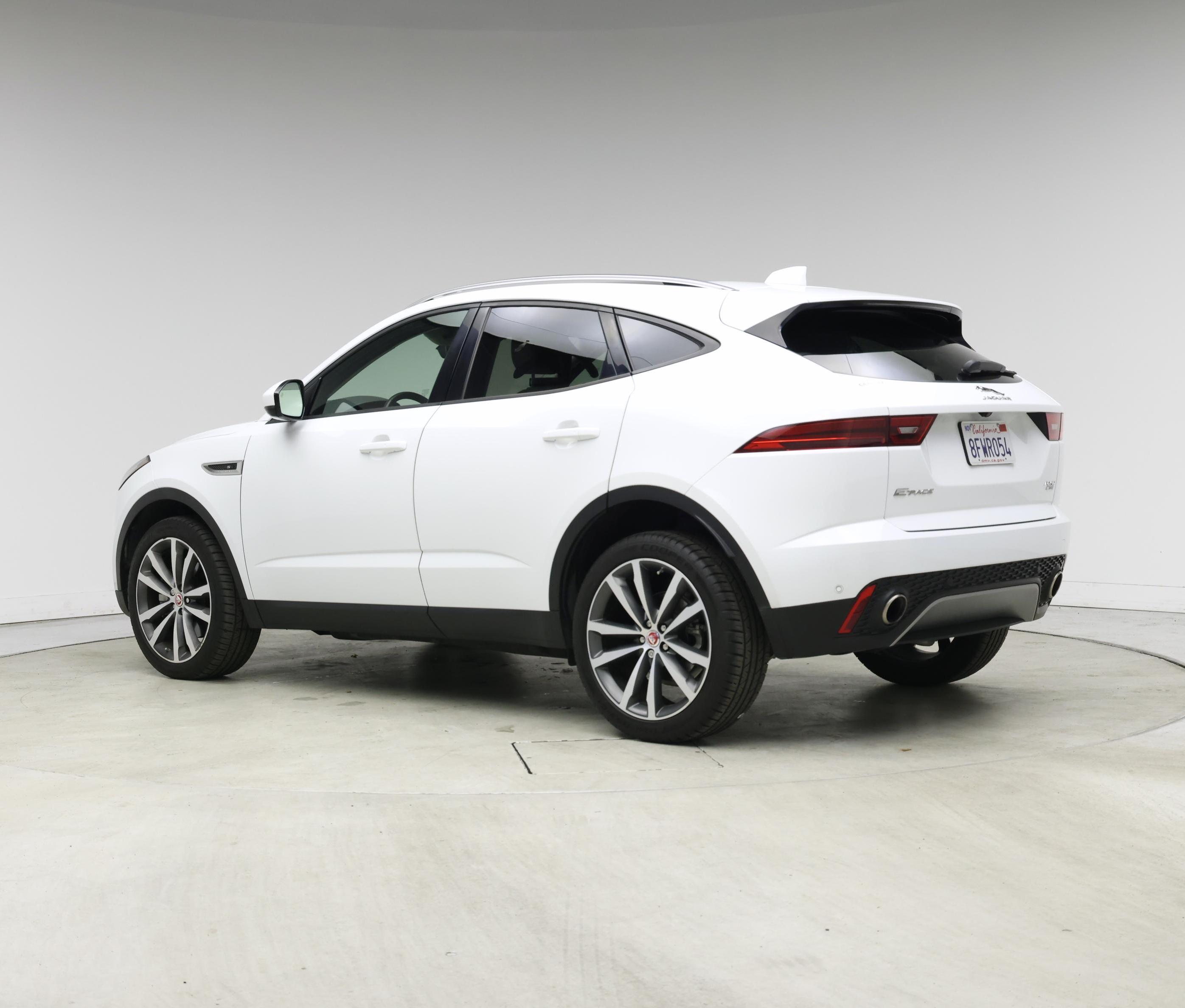 Thumbnail: 2019 Jaguar E-Pace - 2