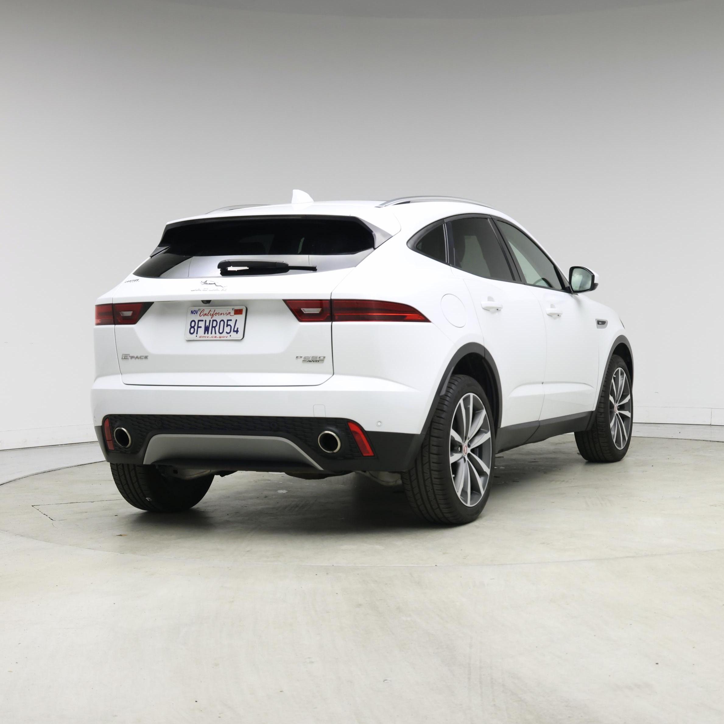 Thumbnail: 2019 Jaguar E-Pace - 8