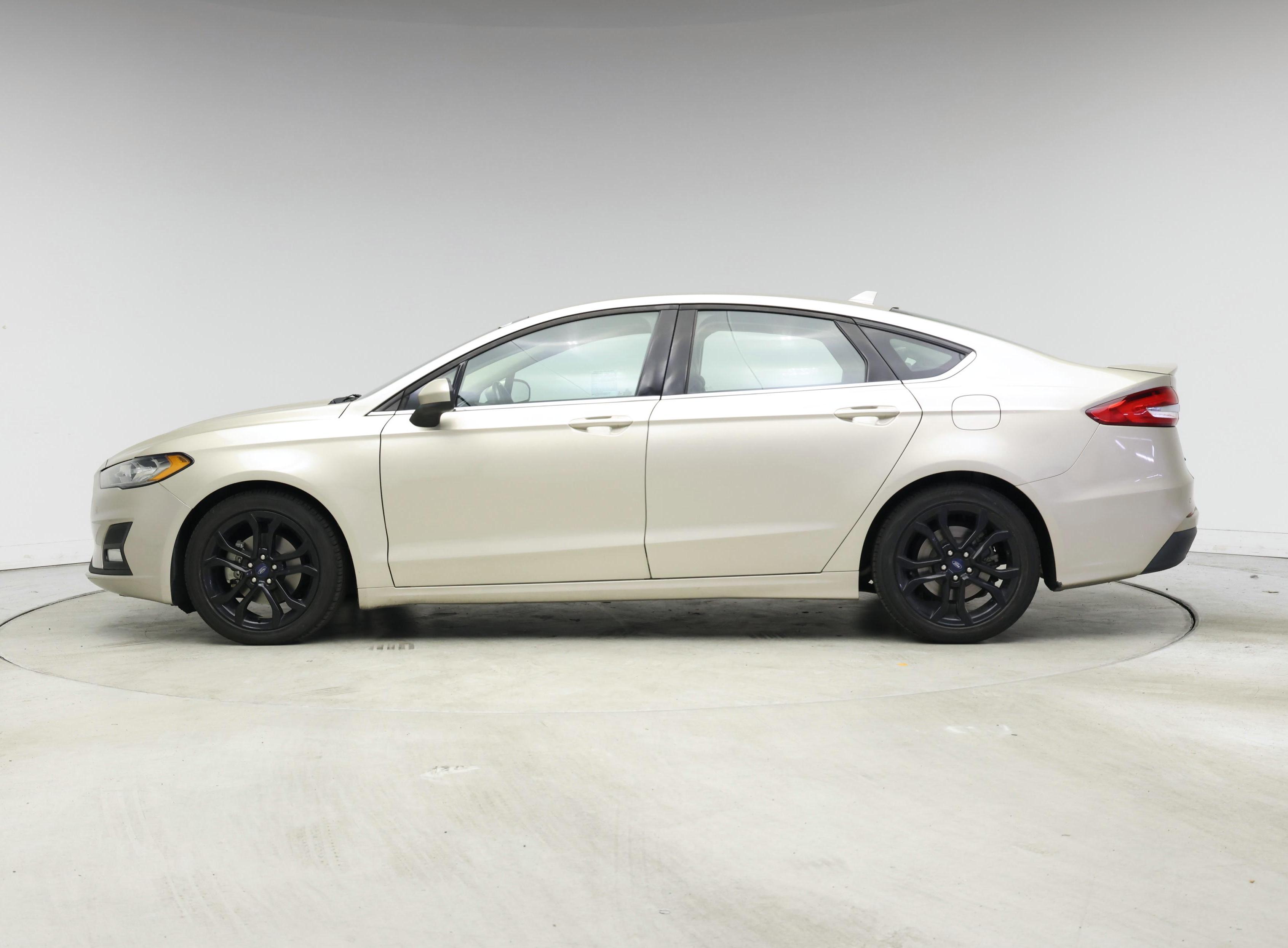 Thumbnail: 2019 Ford Fusion - 3