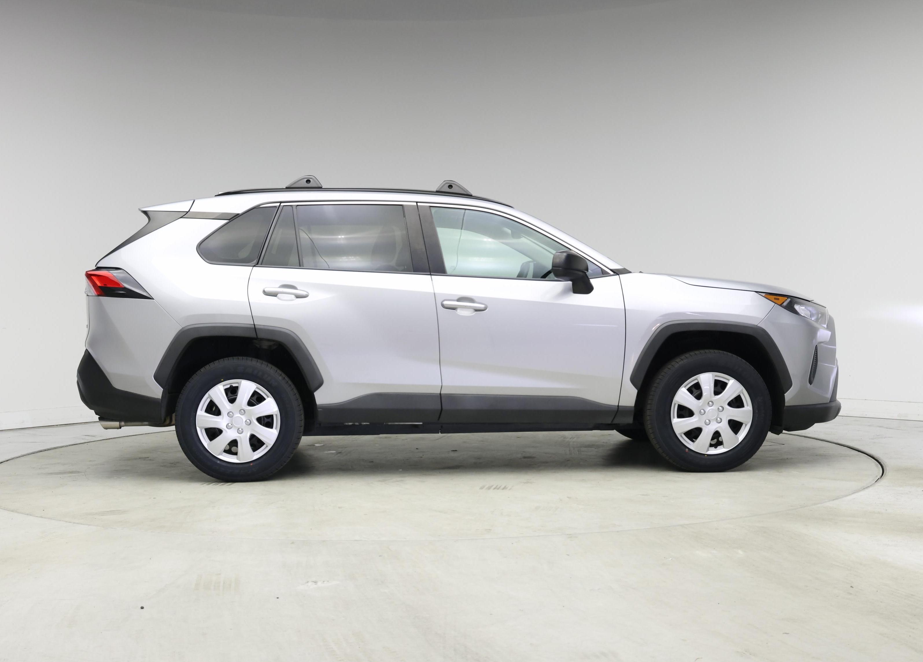 Thumbnail: 2020 Toyota RAV4 - 7