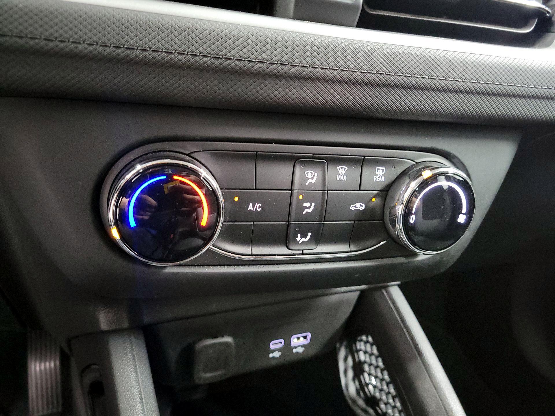 Thumbnail: 2024 Chevrolet TrailBlazer - 15