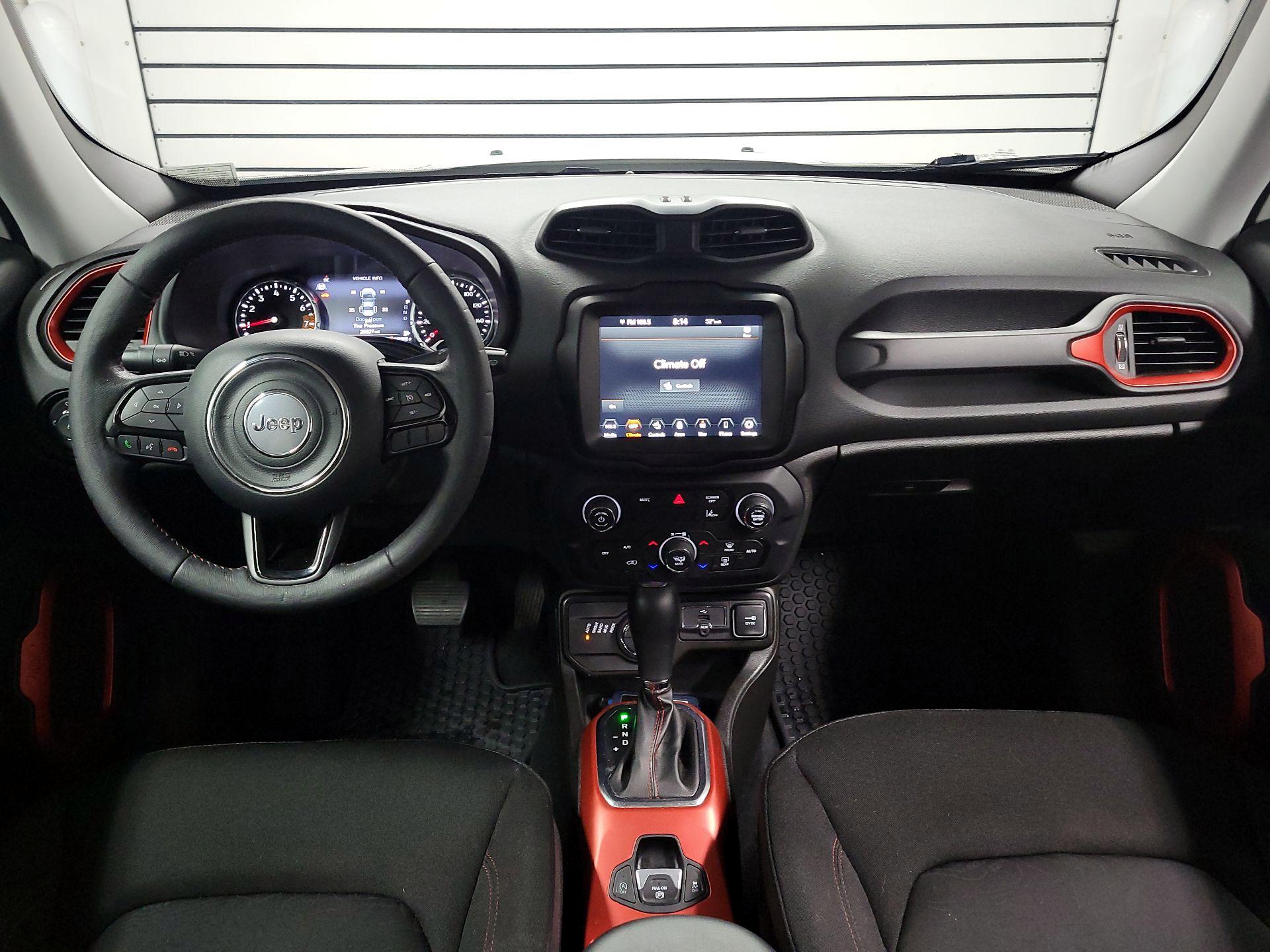 Thumbnail: 2022 Jeep Renegade - 9