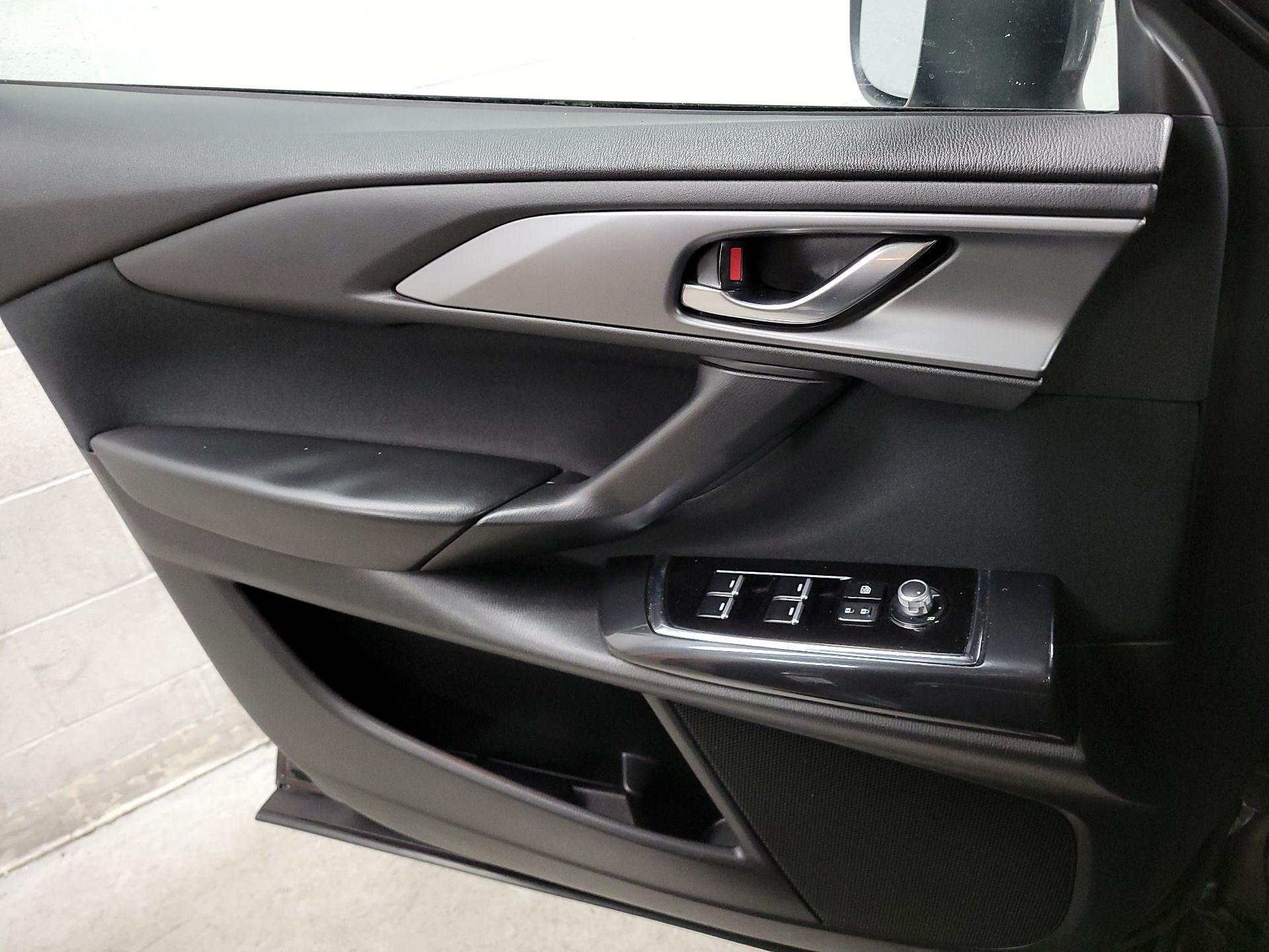 Thumbnail: 2018 Mazda CX-9 - 12