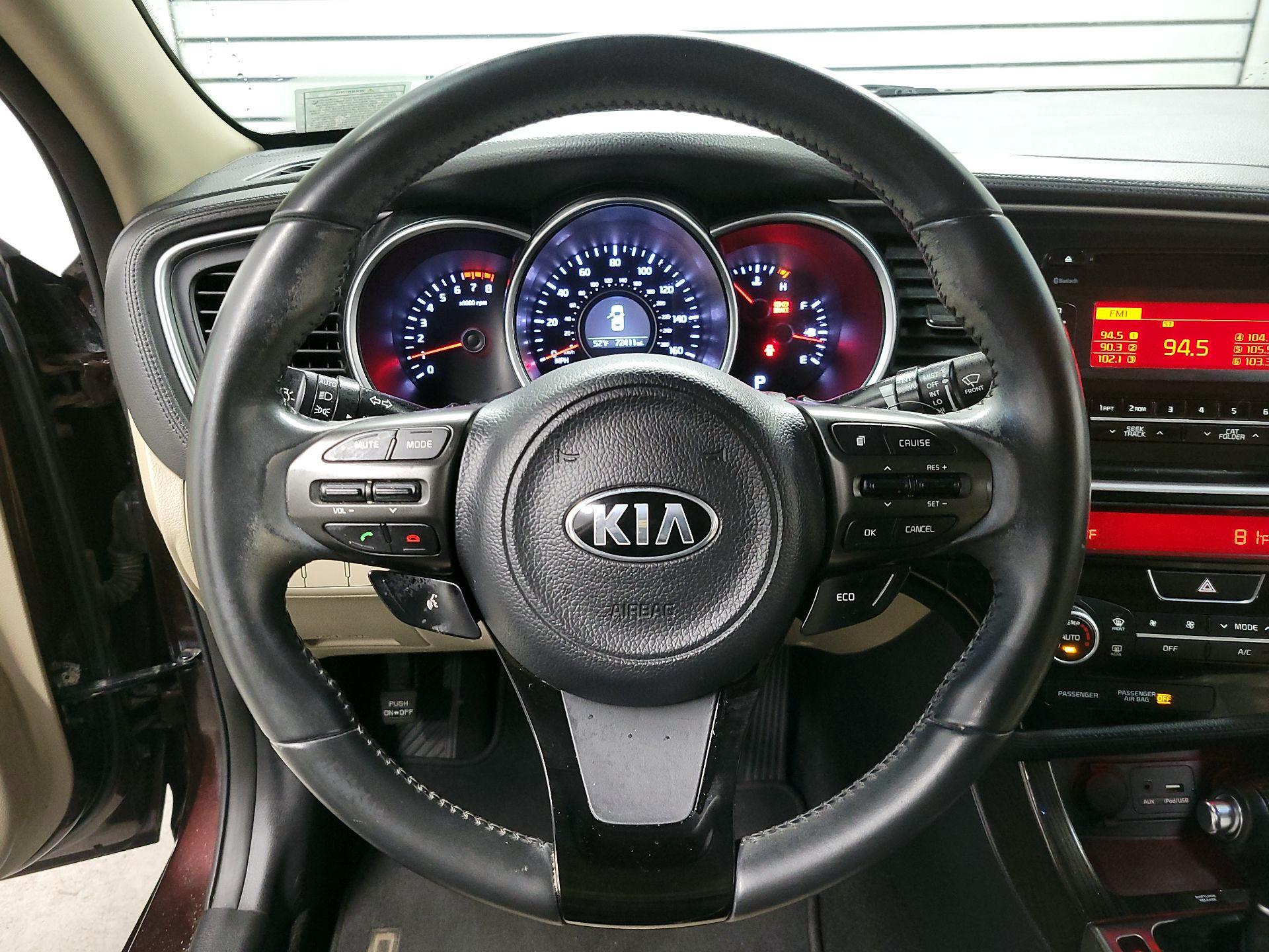 Thumbnail: 2015 Kia Optima - 10