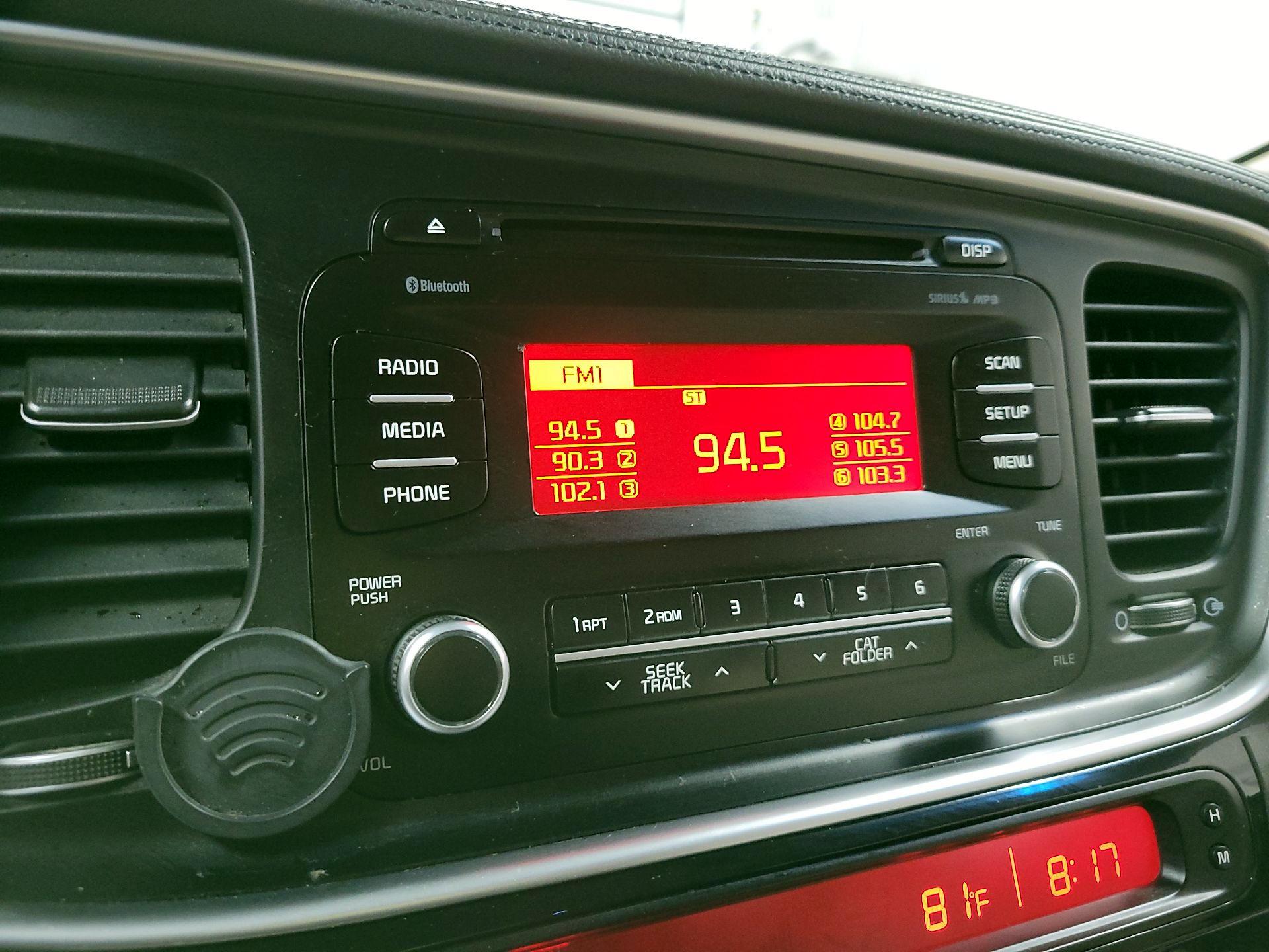 Thumbnail: 2015 Kia Optima - 14