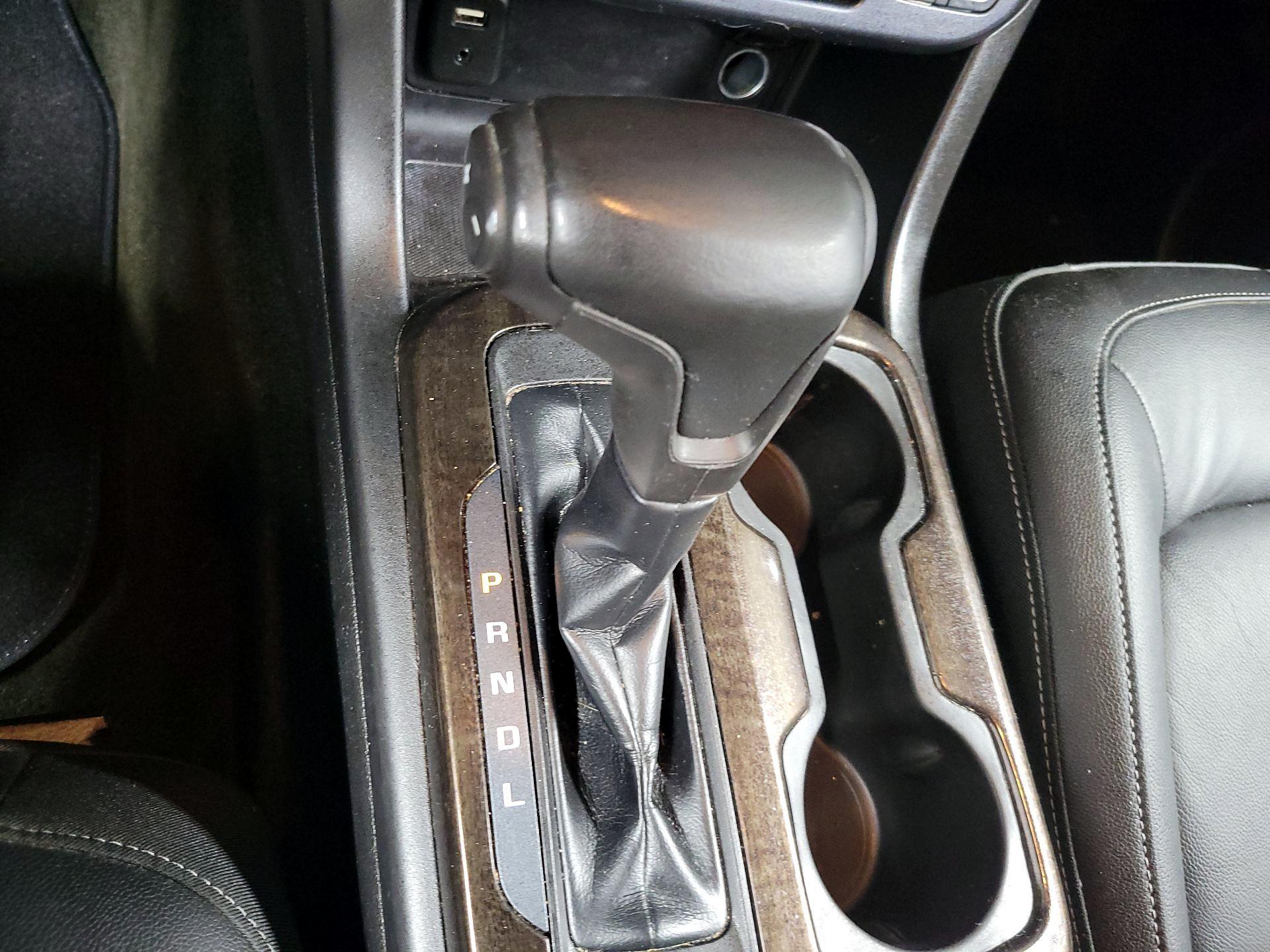 Thumbnail: 2018 GMC Canyon - 16