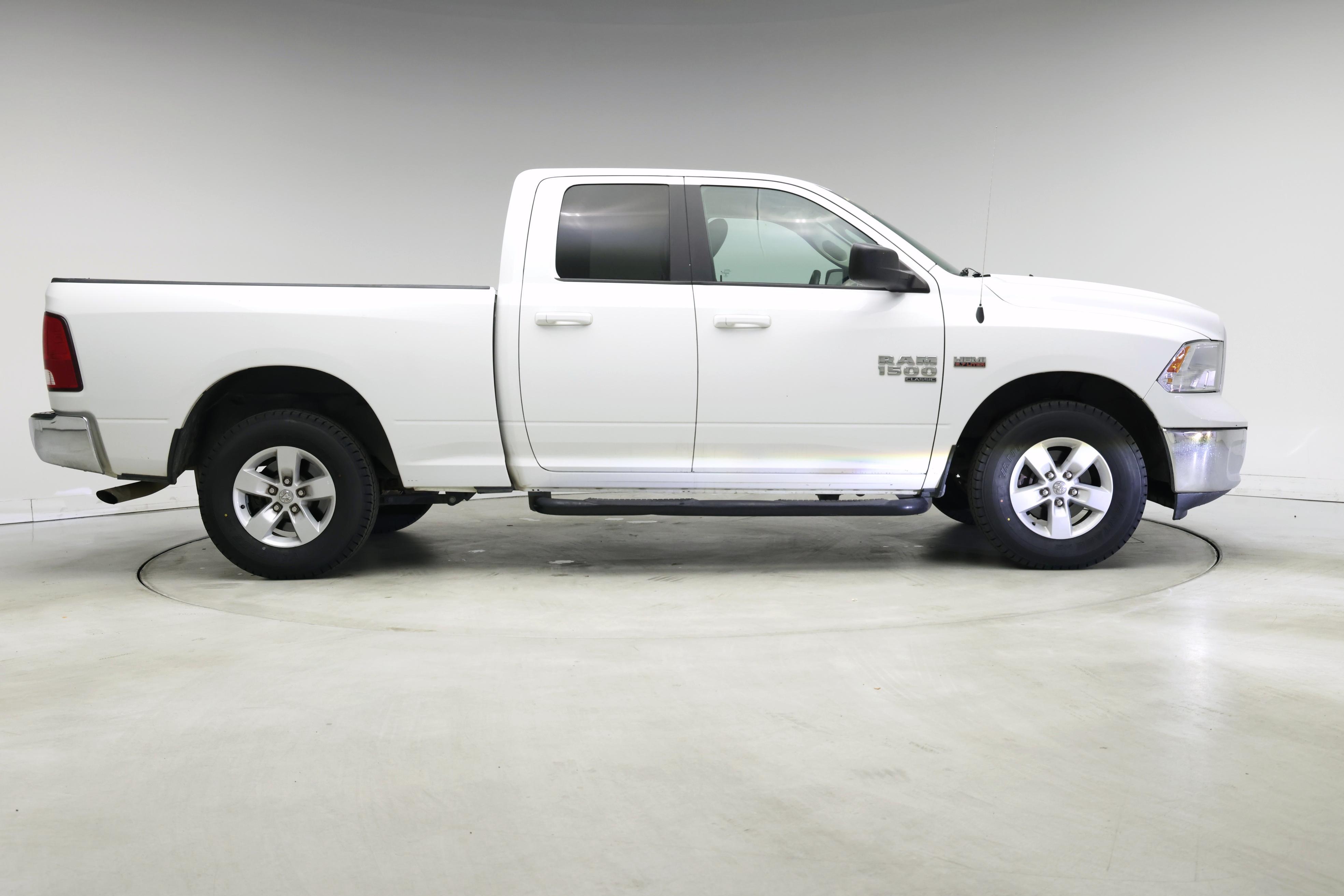 Thumbnail: 2019 RAM 1500 Classic - 7