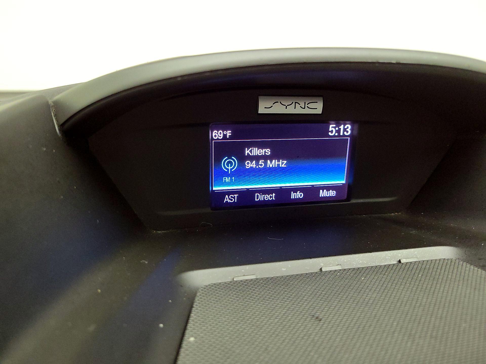 Thumbnail: 2016 Ford C-Max - 14