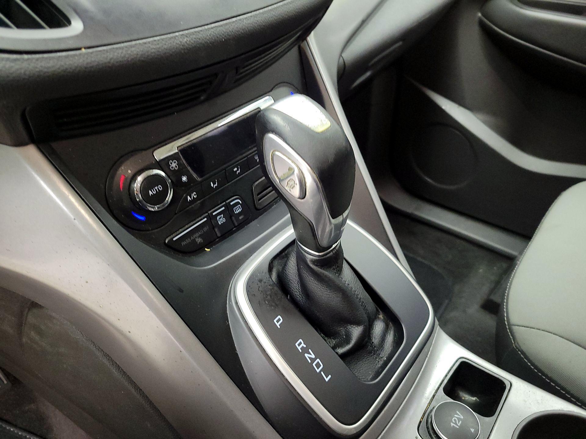 Thumbnail: 2016 Ford C-Max - 16