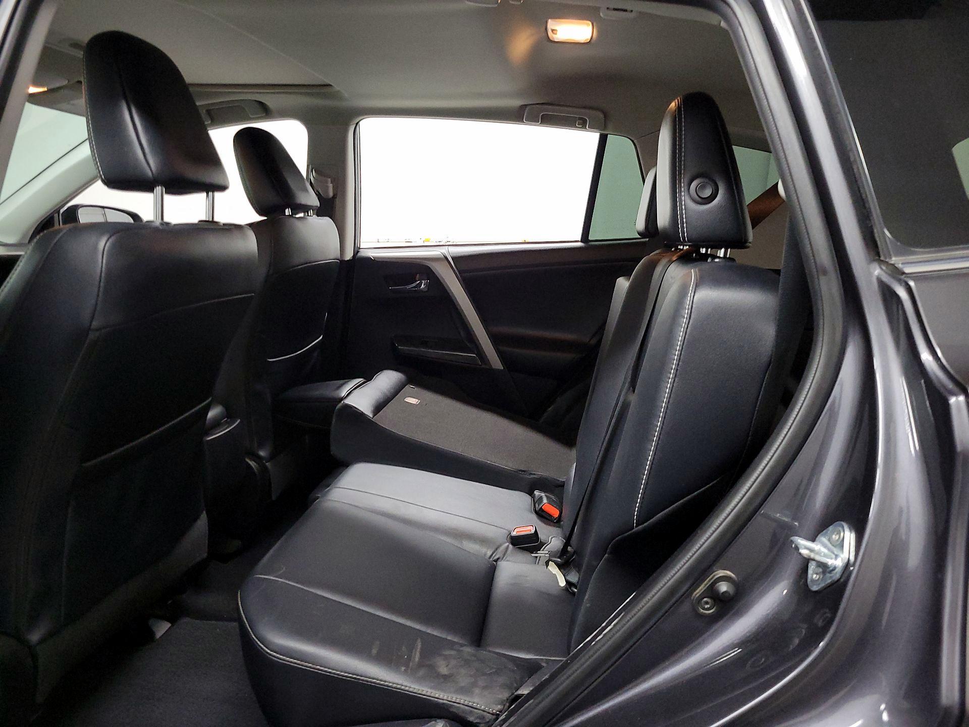 Thumbnail: 2017 Toyota RAV4 - 17