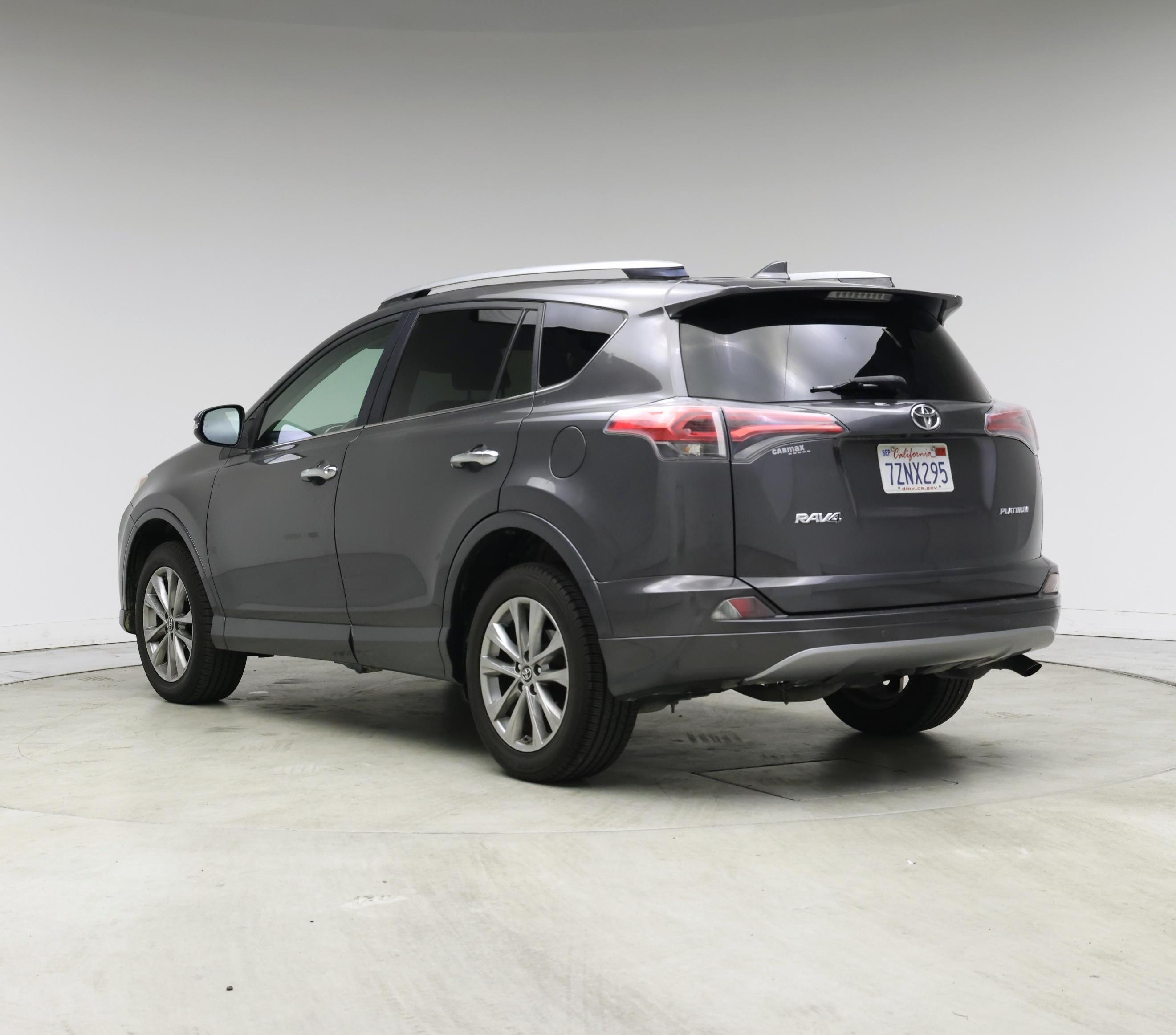 Thumbnail: 2017 Toyota RAV4 - 2