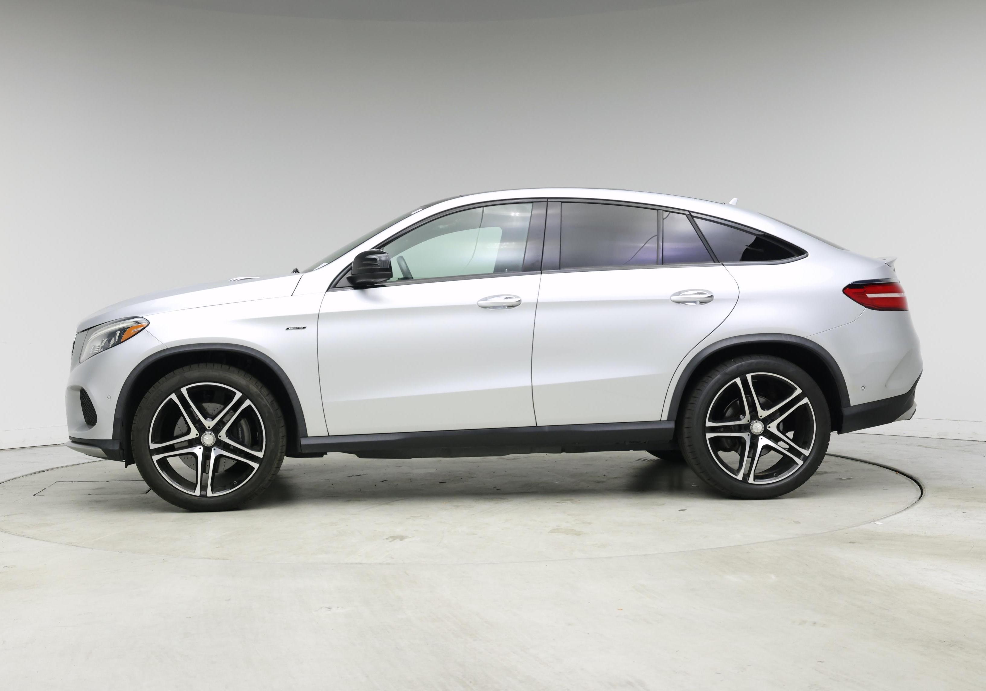 Thumbnail: 2016 Mercedes-Benz GLE - 3