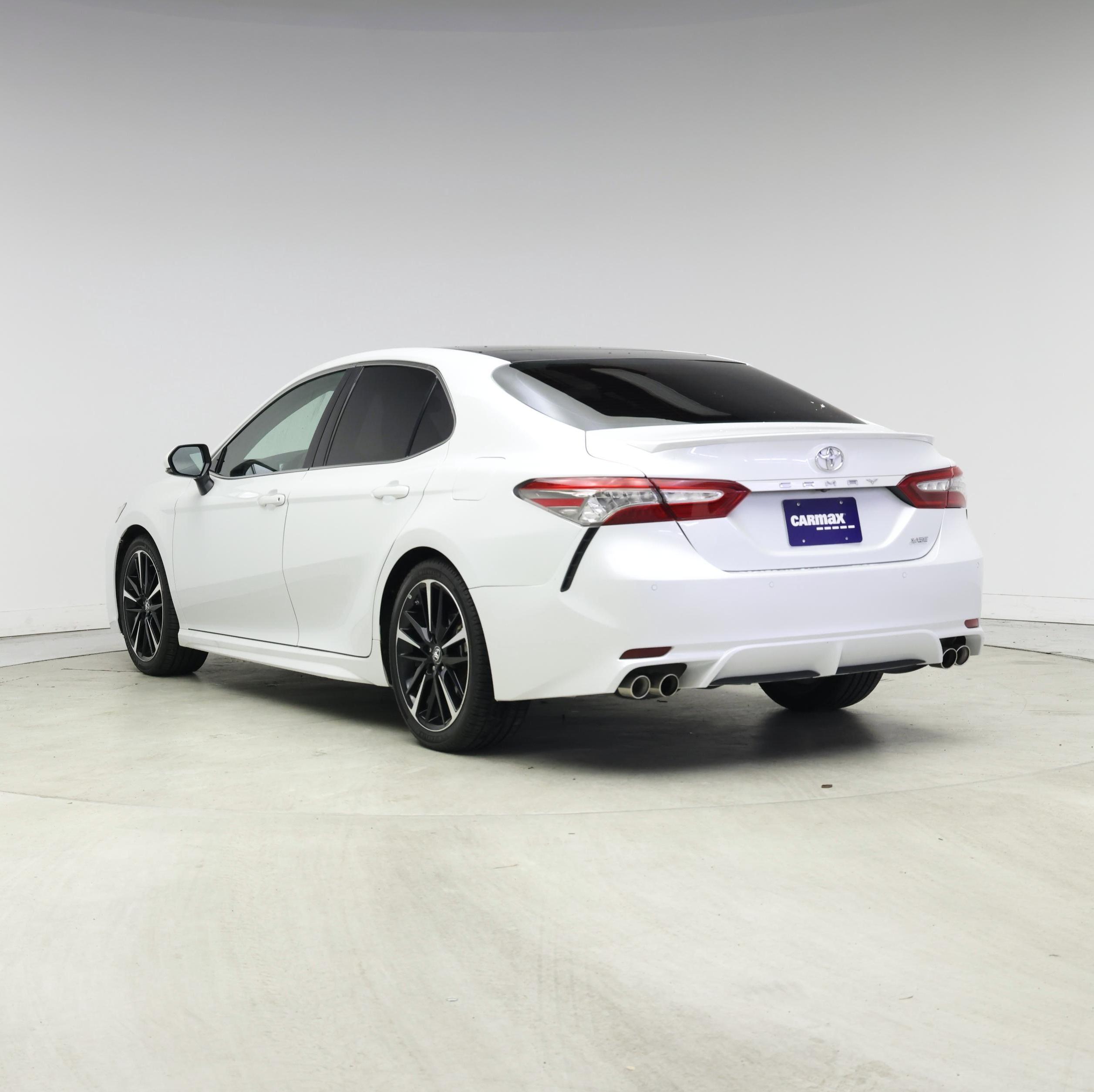 Thumbnail: 2018 Toyota Camry - 2