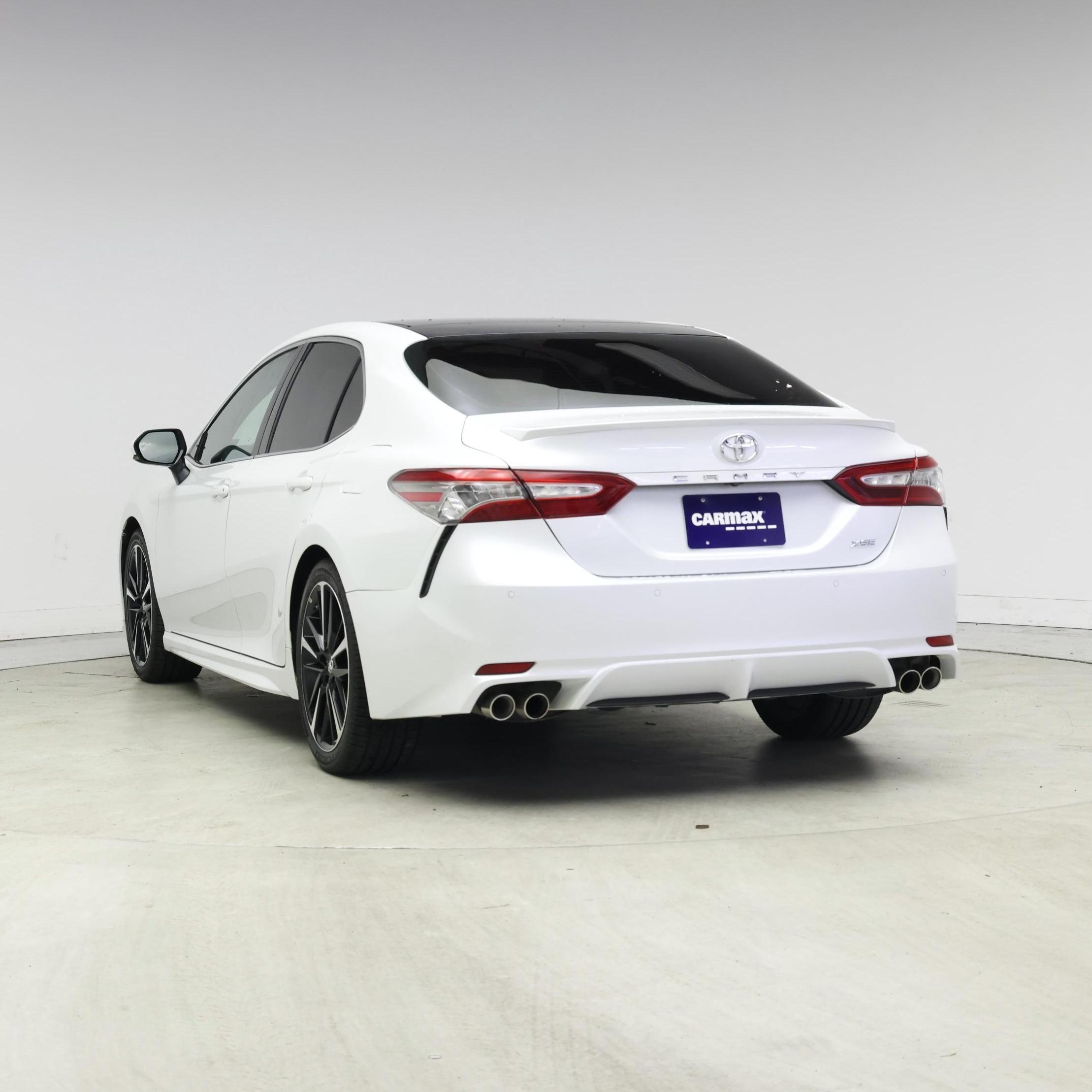 Thumbnail: 2018 Toyota Camry - 6