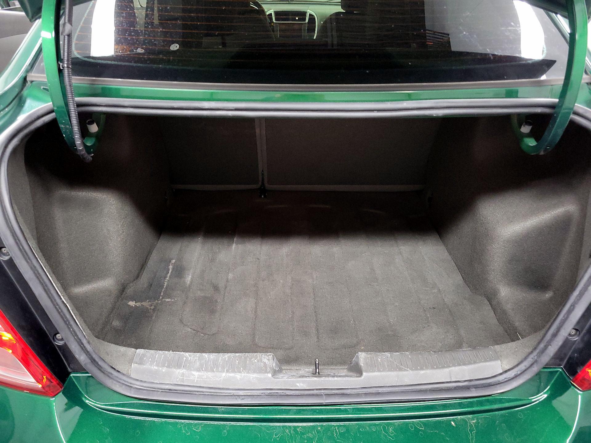 Thumbnail: 2018 Chevrolet Sonic - 19