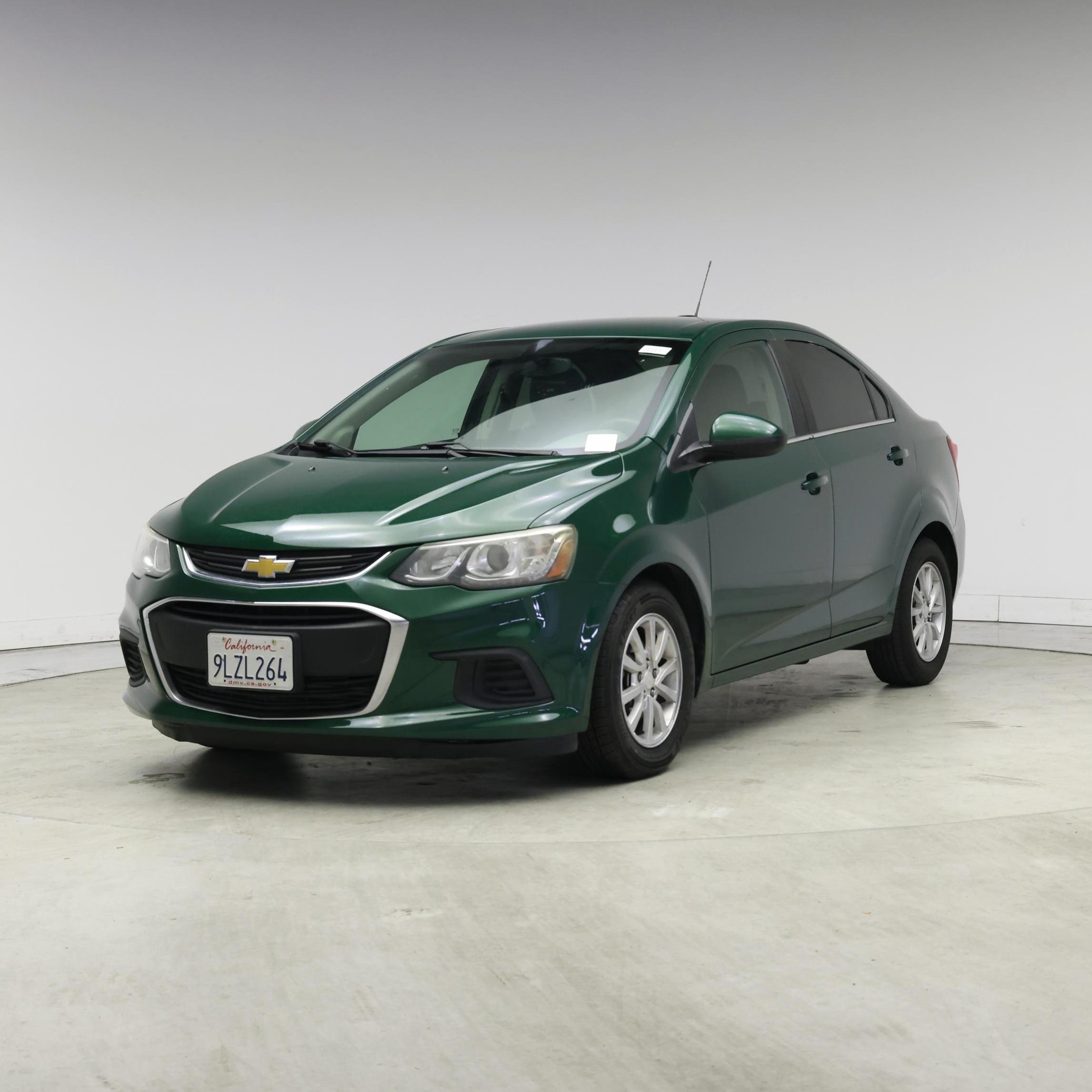 Thumbnail: 2018 Chevrolet Sonic - 4