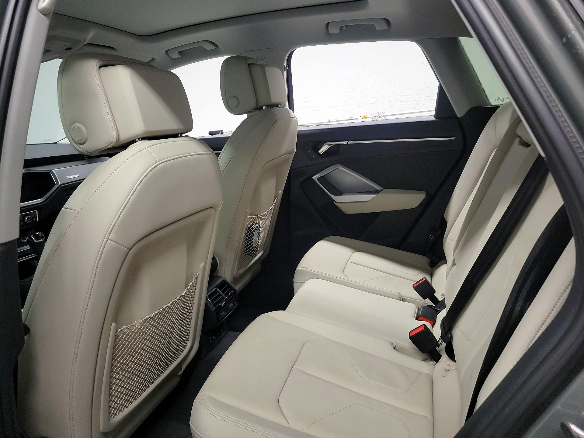 Thumbnail: 2022 Audi Q3 - 18