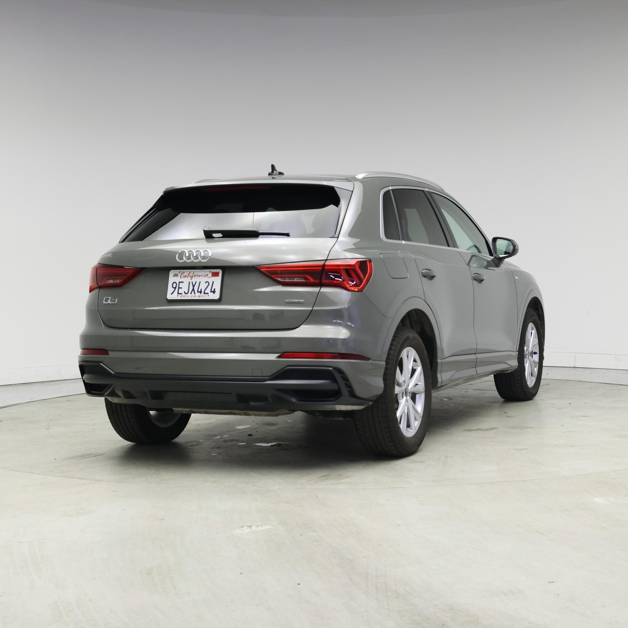 Thumbnail: 2022 Audi Q3 - 8