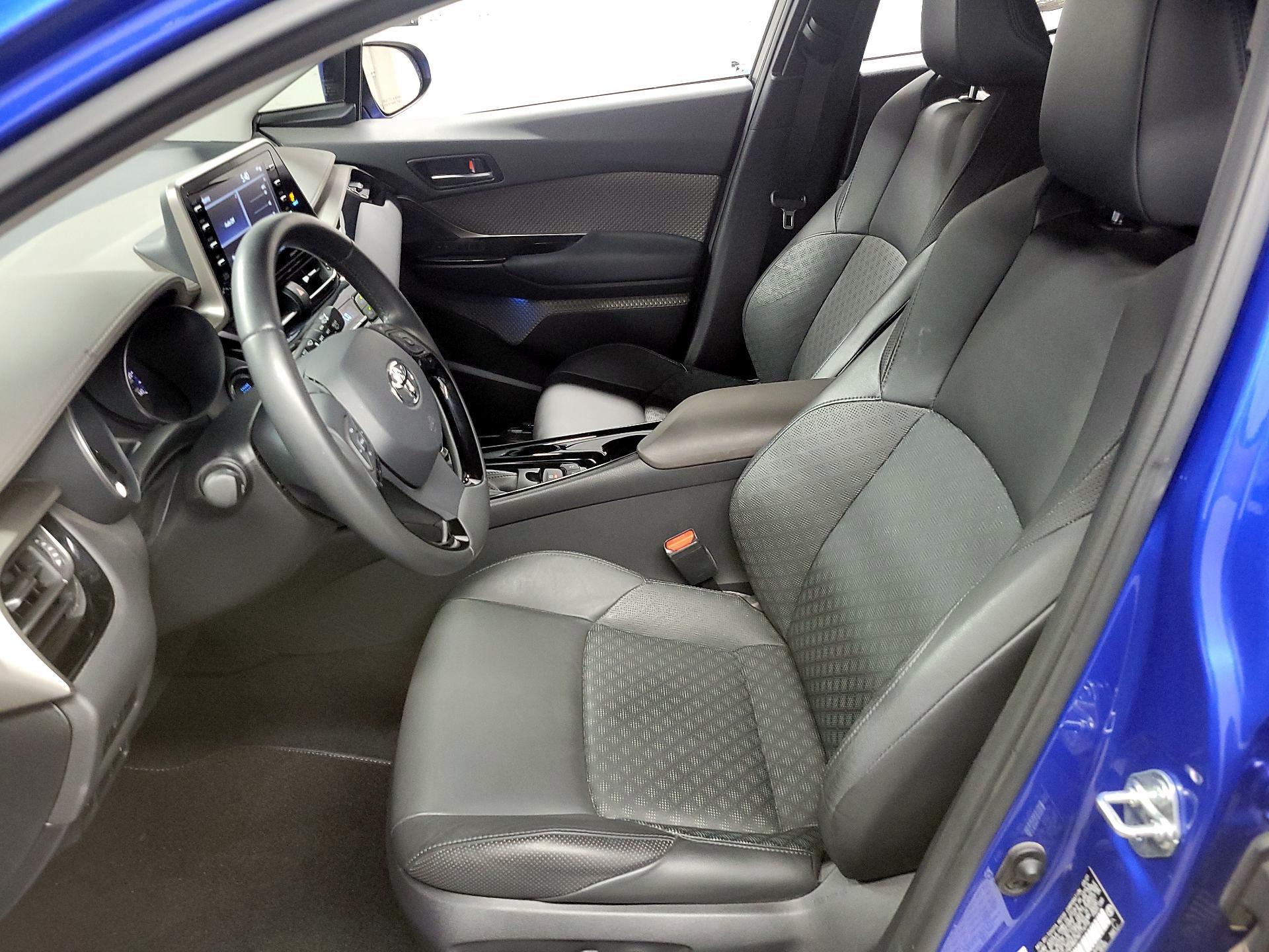 Thumbnail: 2021 Toyota C-HR - 11