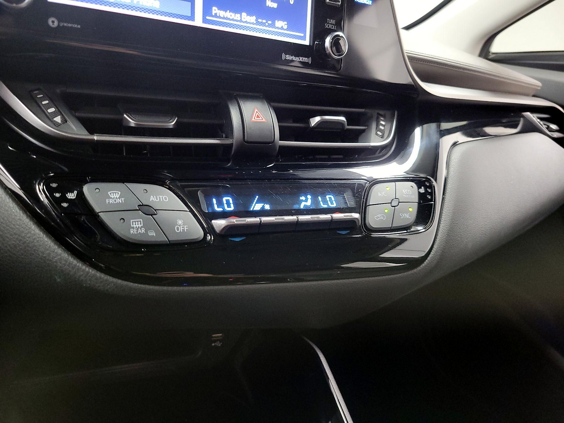 Thumbnail: 2021 Toyota C-HR - 16