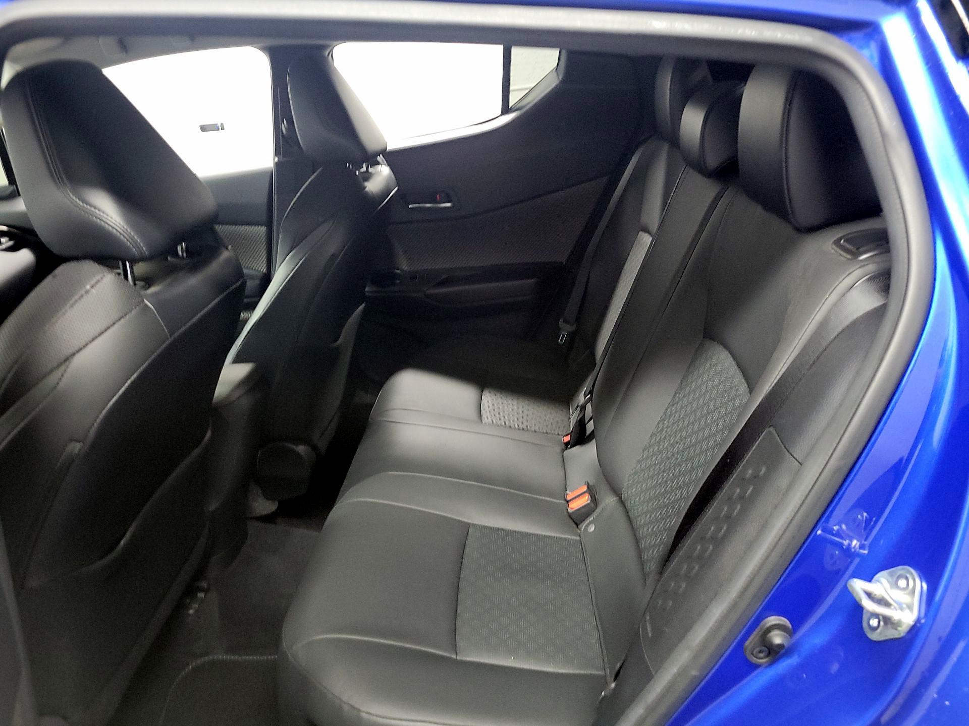 Thumbnail: 2021 Toyota C-HR - 18