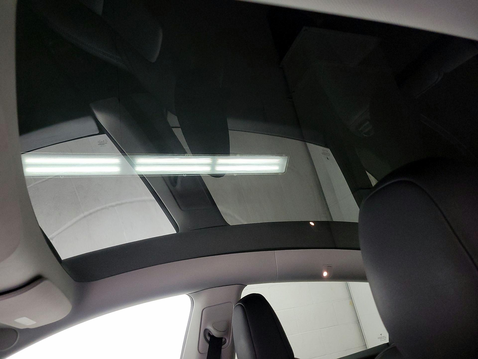 Thumbnail: 2025 Tesla Model Y - 18