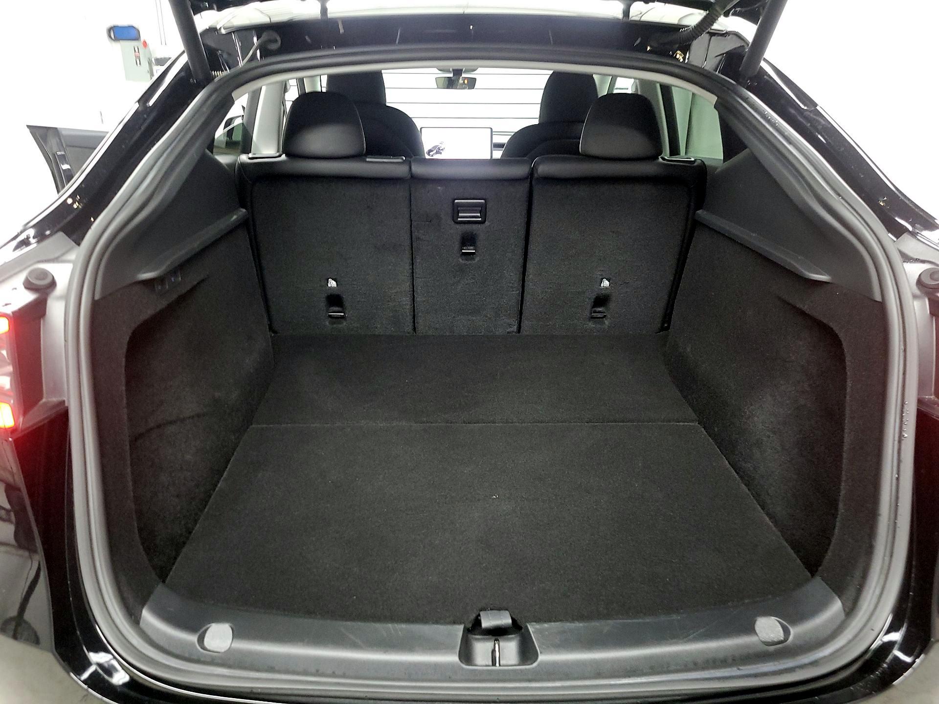 Thumbnail: 2025 Tesla Model Y - 20