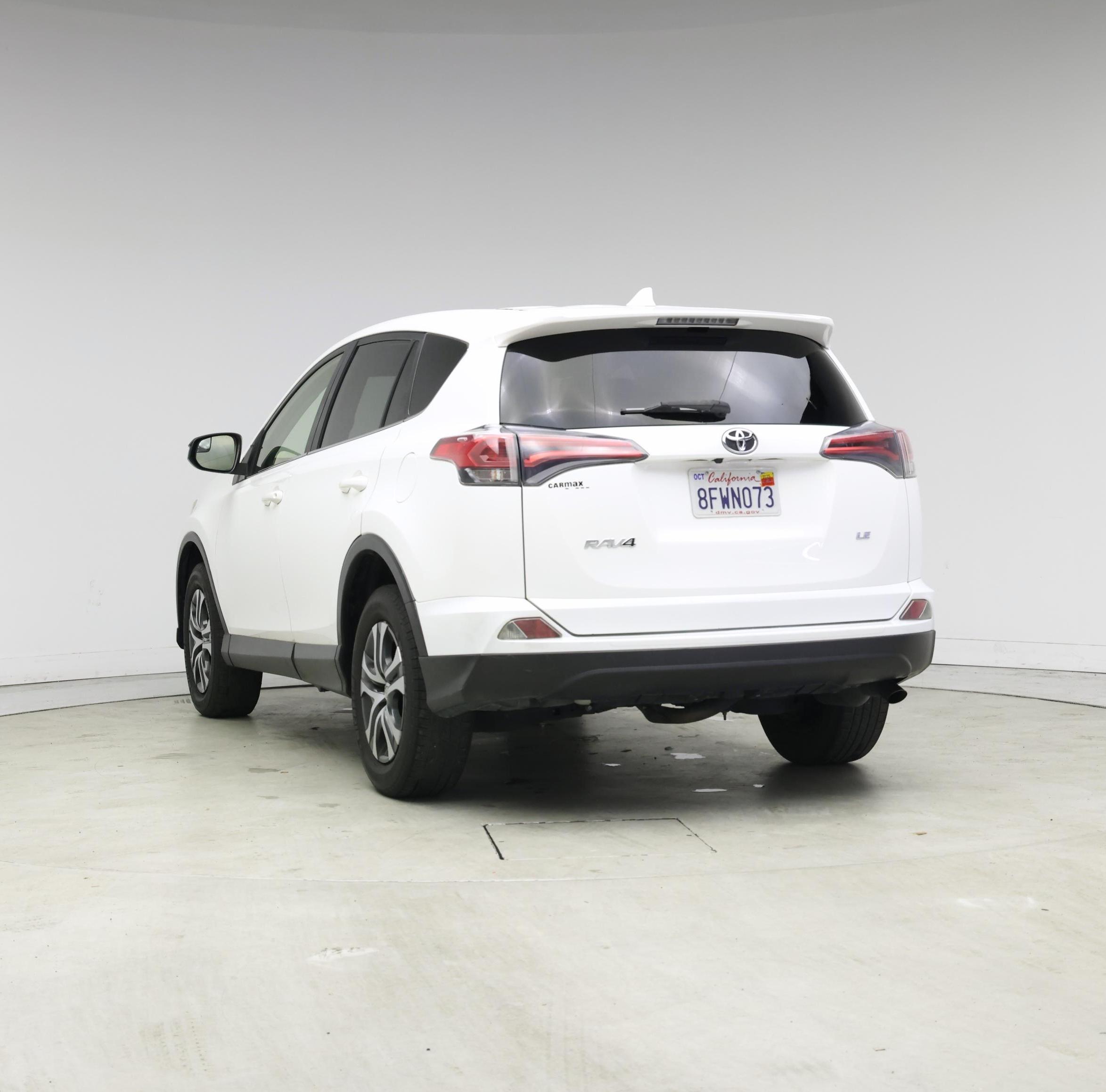 Thumbnail: 2018 Toyota RAV4 - 2