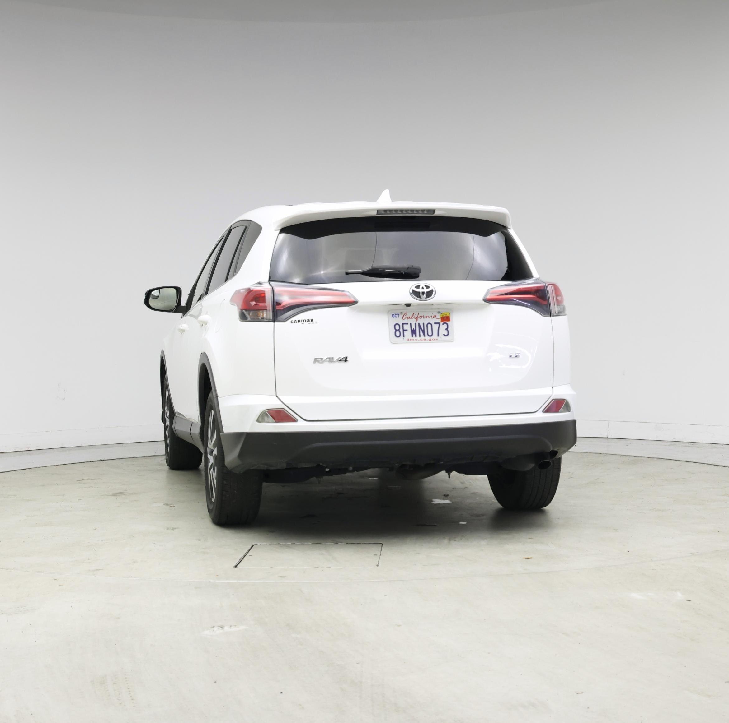 Thumbnail: 2018 Toyota RAV4 - 6