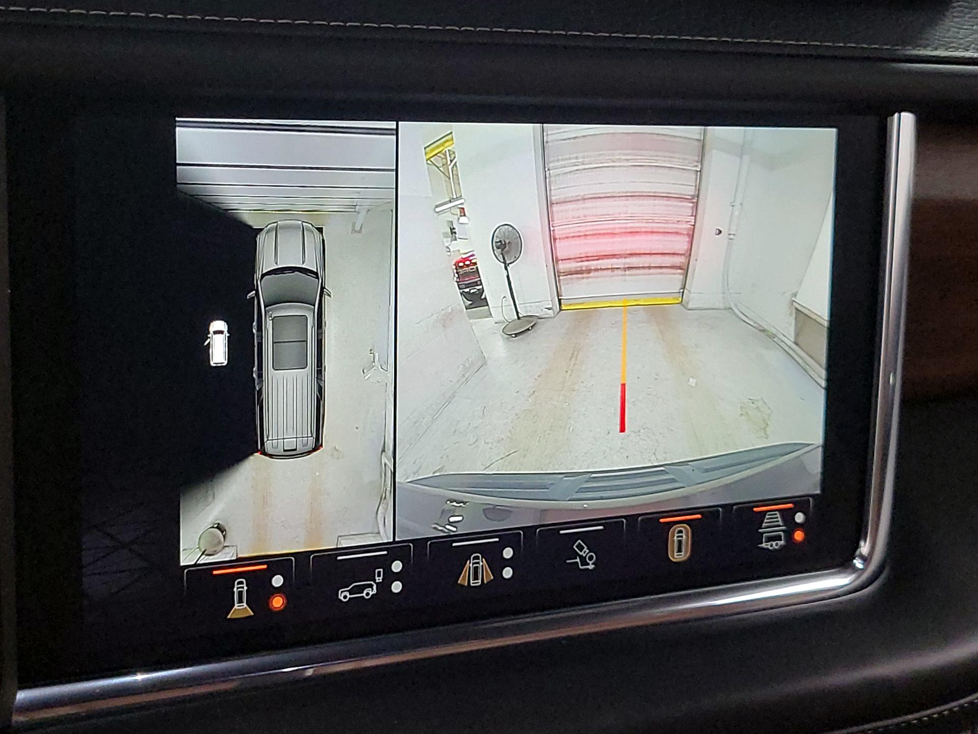 Thumbnail: 2023 GMC Yukon - 13