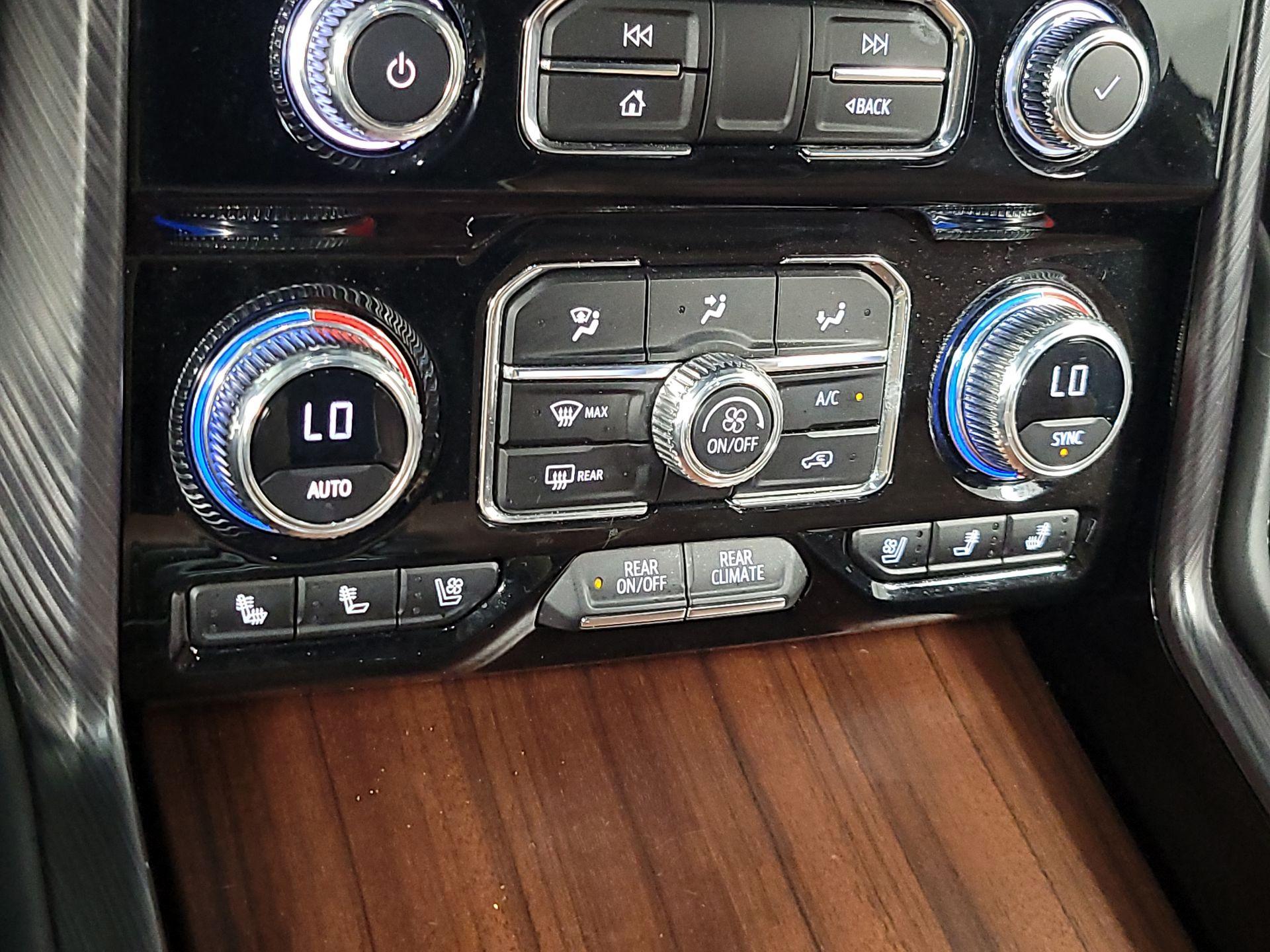 Thumbnail: 2023 GMC Yukon - 15