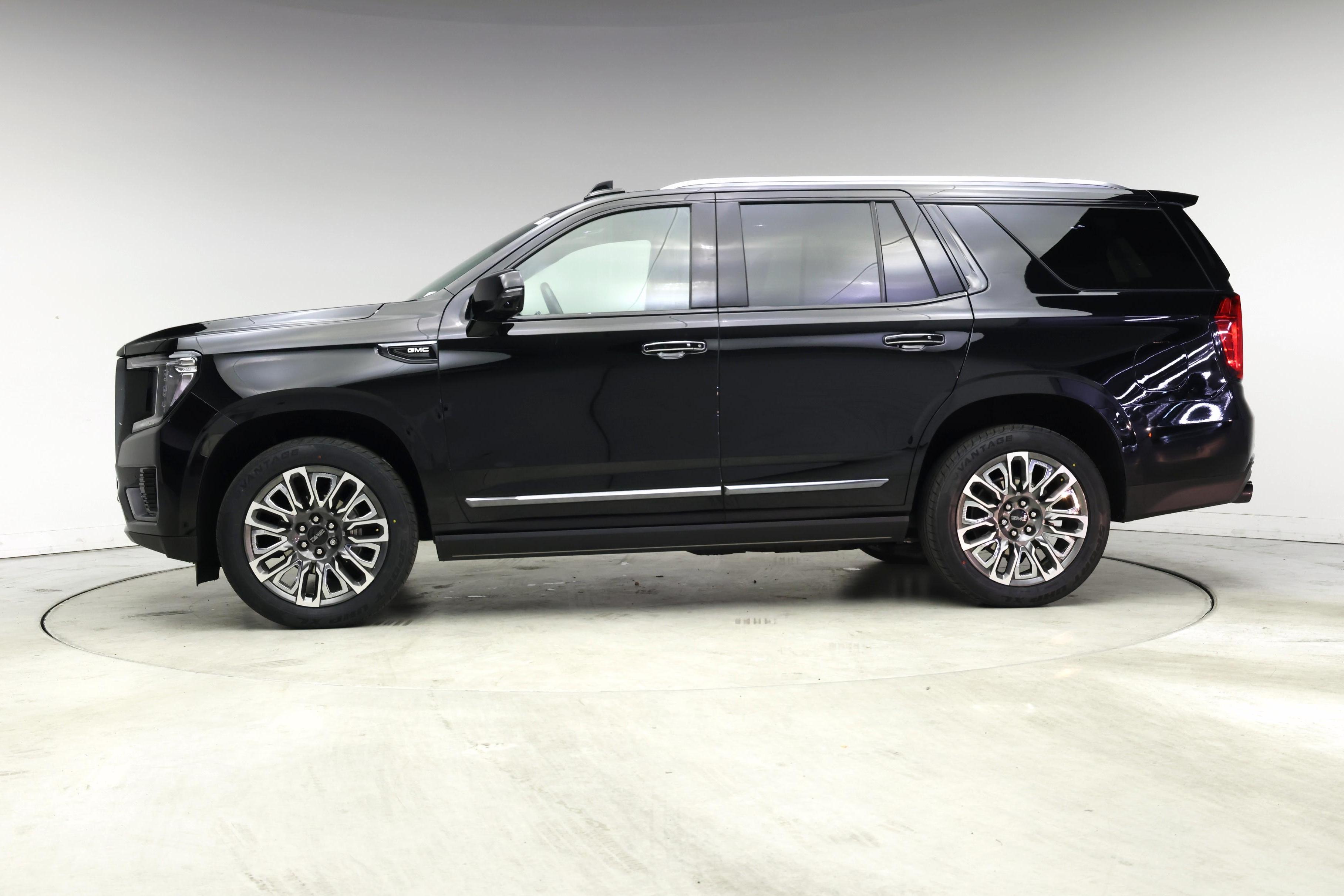 Thumbnail: 2023 GMC Yukon - 3