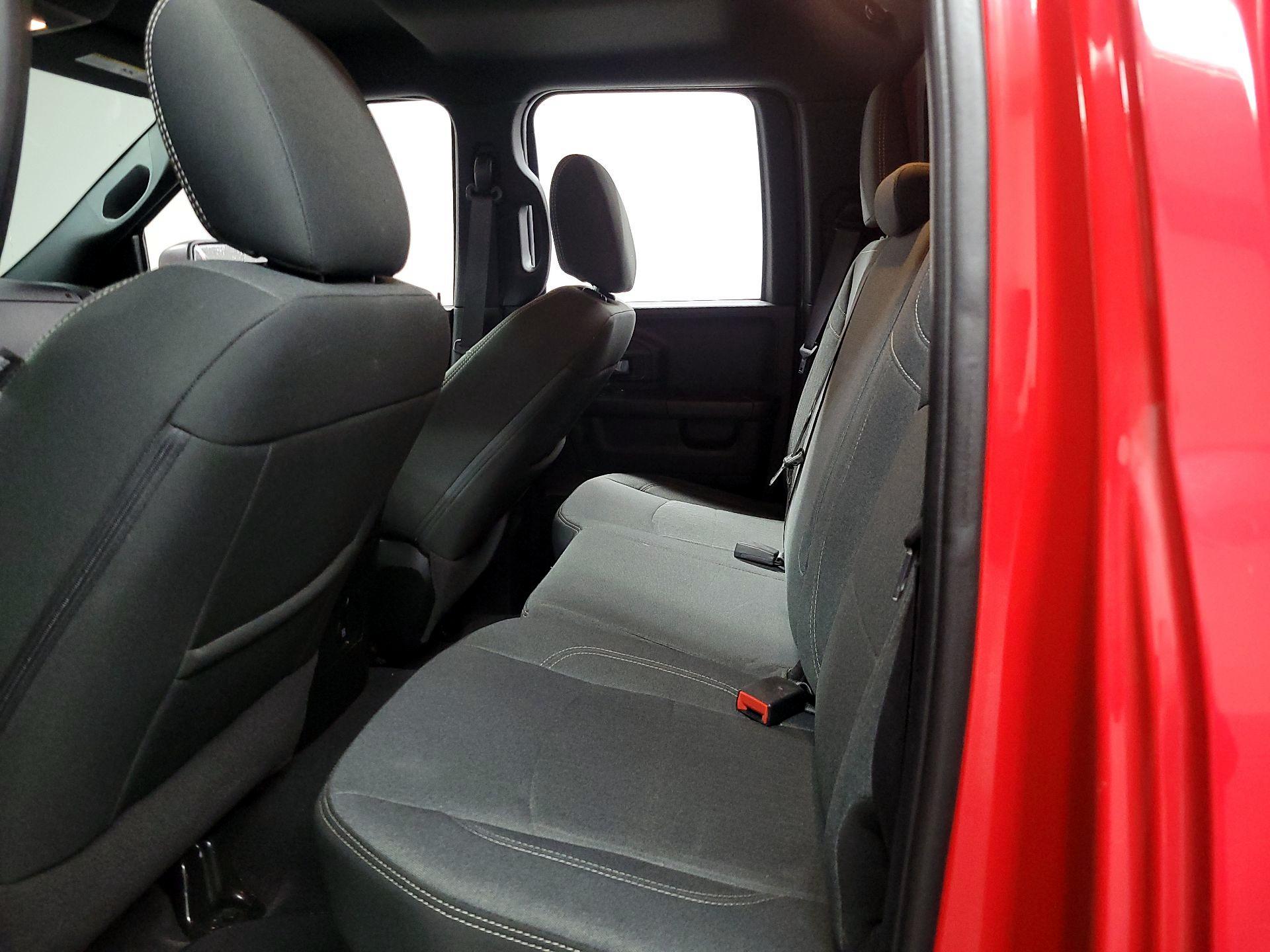 Thumbnail: 2021 RAM 1500 Classic - 17