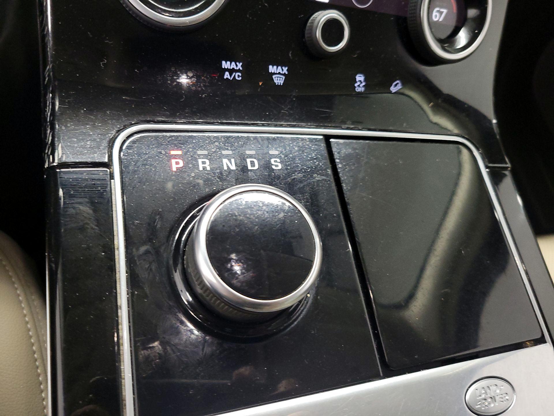 Thumbnail: 2018 Land Rover Range Rover Velar - 16