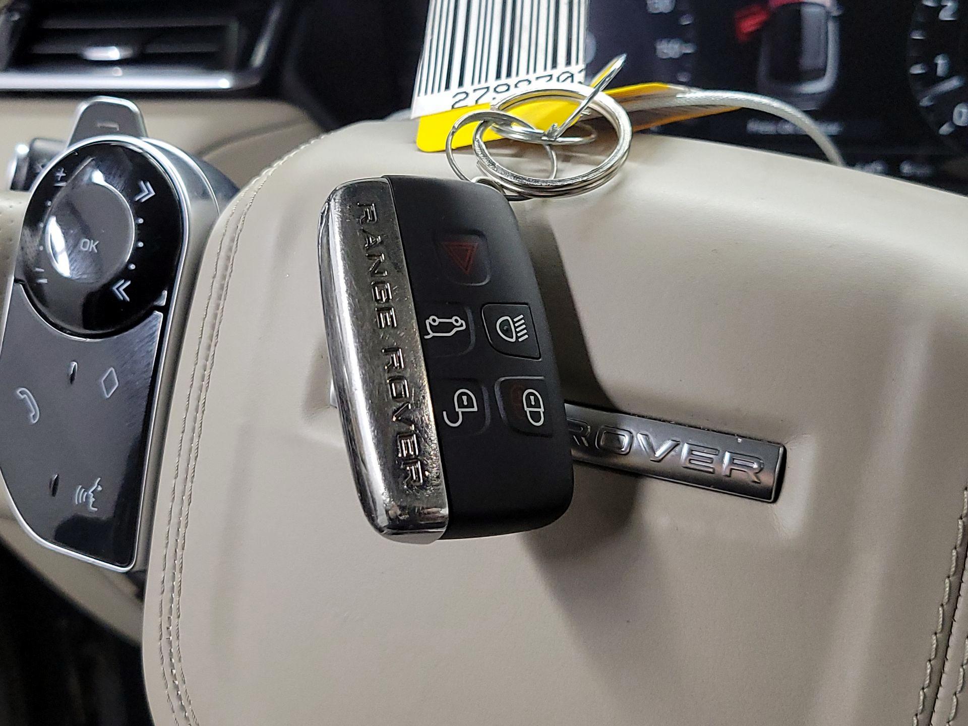 Thumbnail: 2018 Land Rover Range Rover Velar - 20