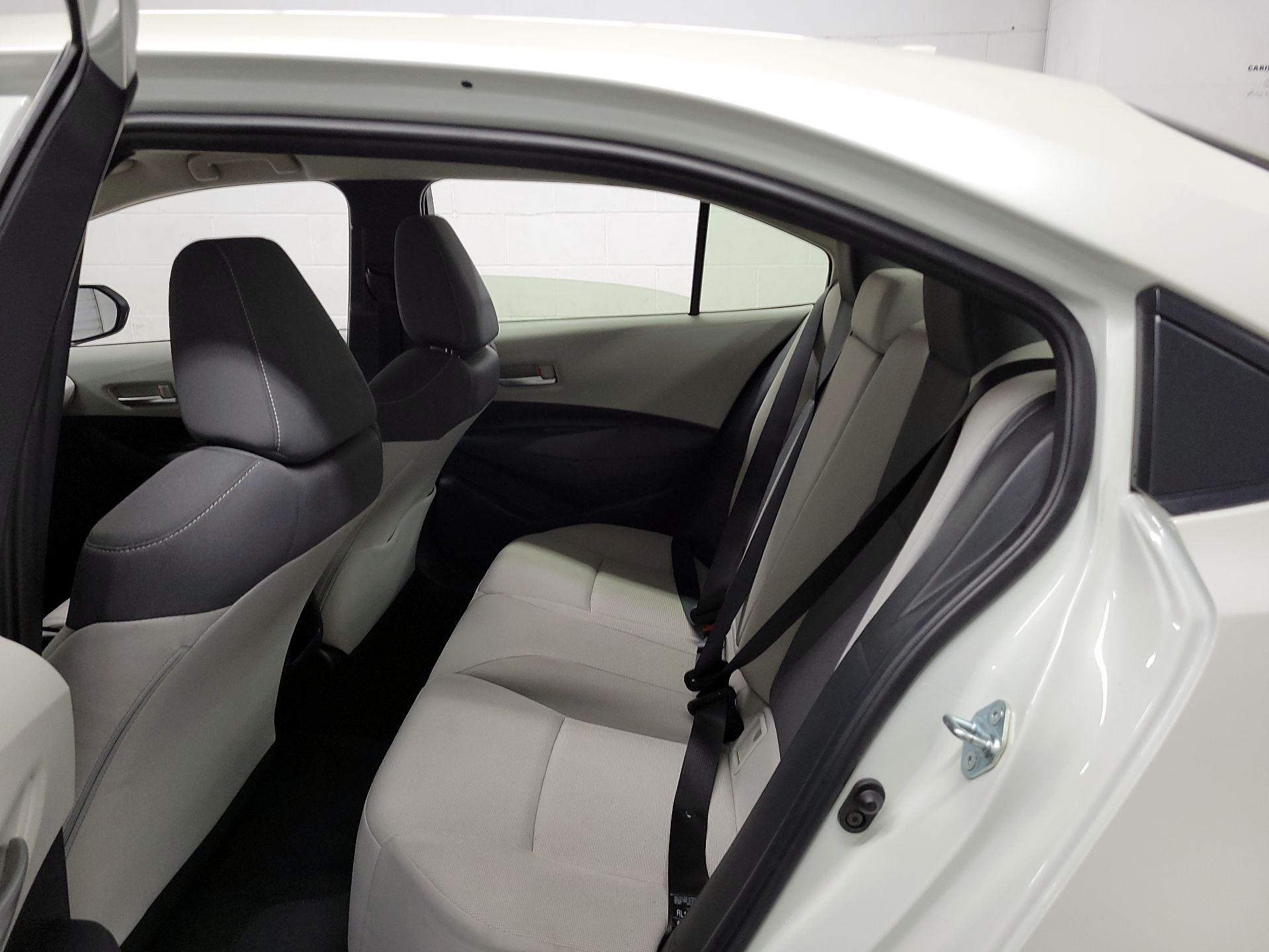 Thumbnail: 2021 Toyota Corolla - 16