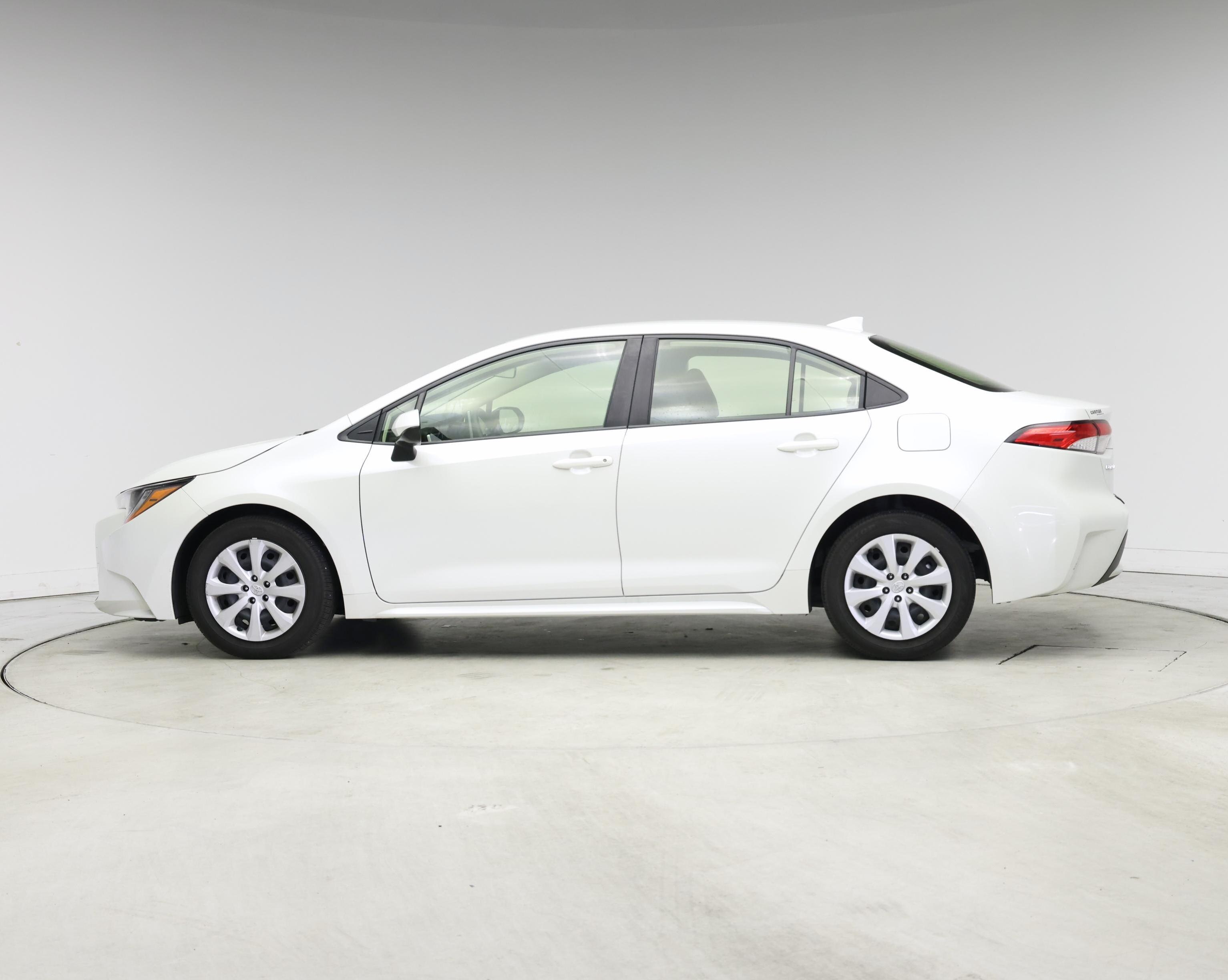 Thumbnail: 2021 Toyota Corolla - 3