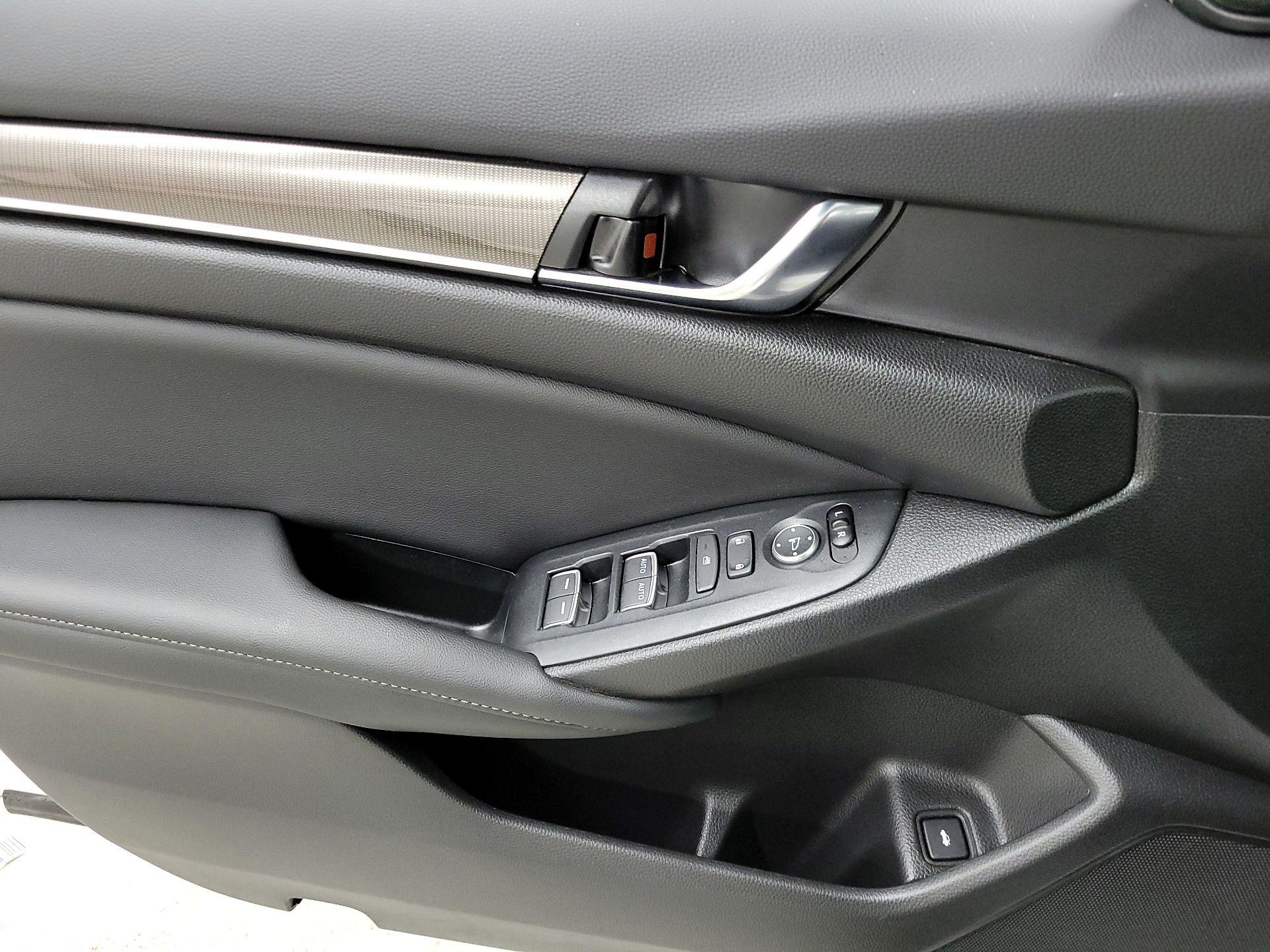 Thumbnail: 2022 Honda Accord - 12